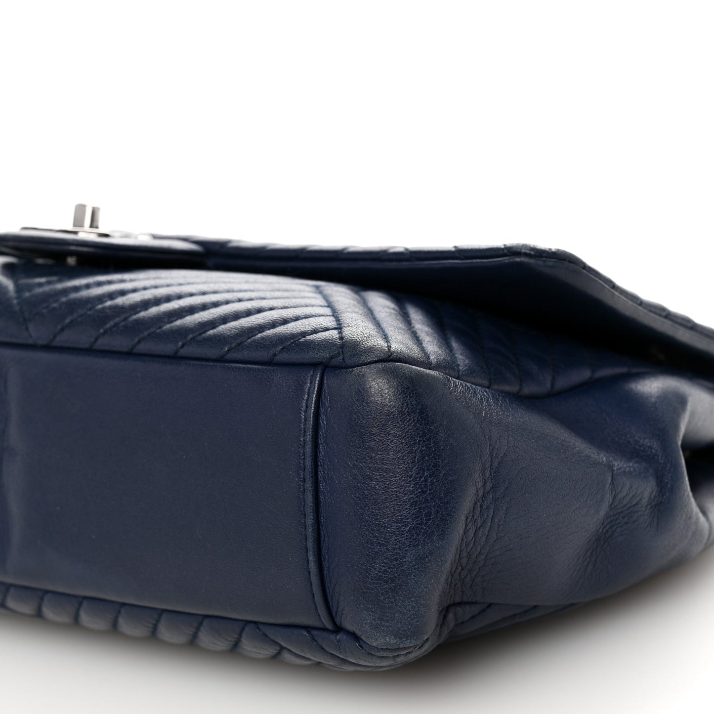 Lambskin Quilted Large CC Crossing Flap Navy