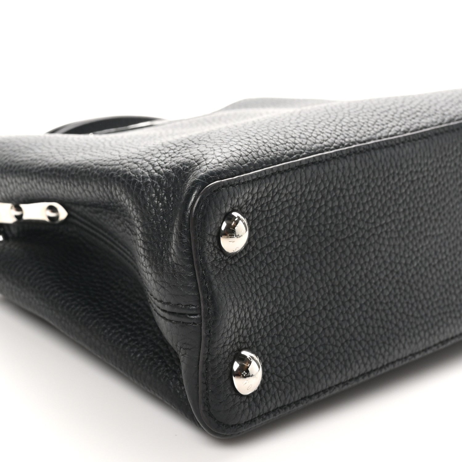 Louis Vuitton Taurillon Capucines BB Black 8 of 9