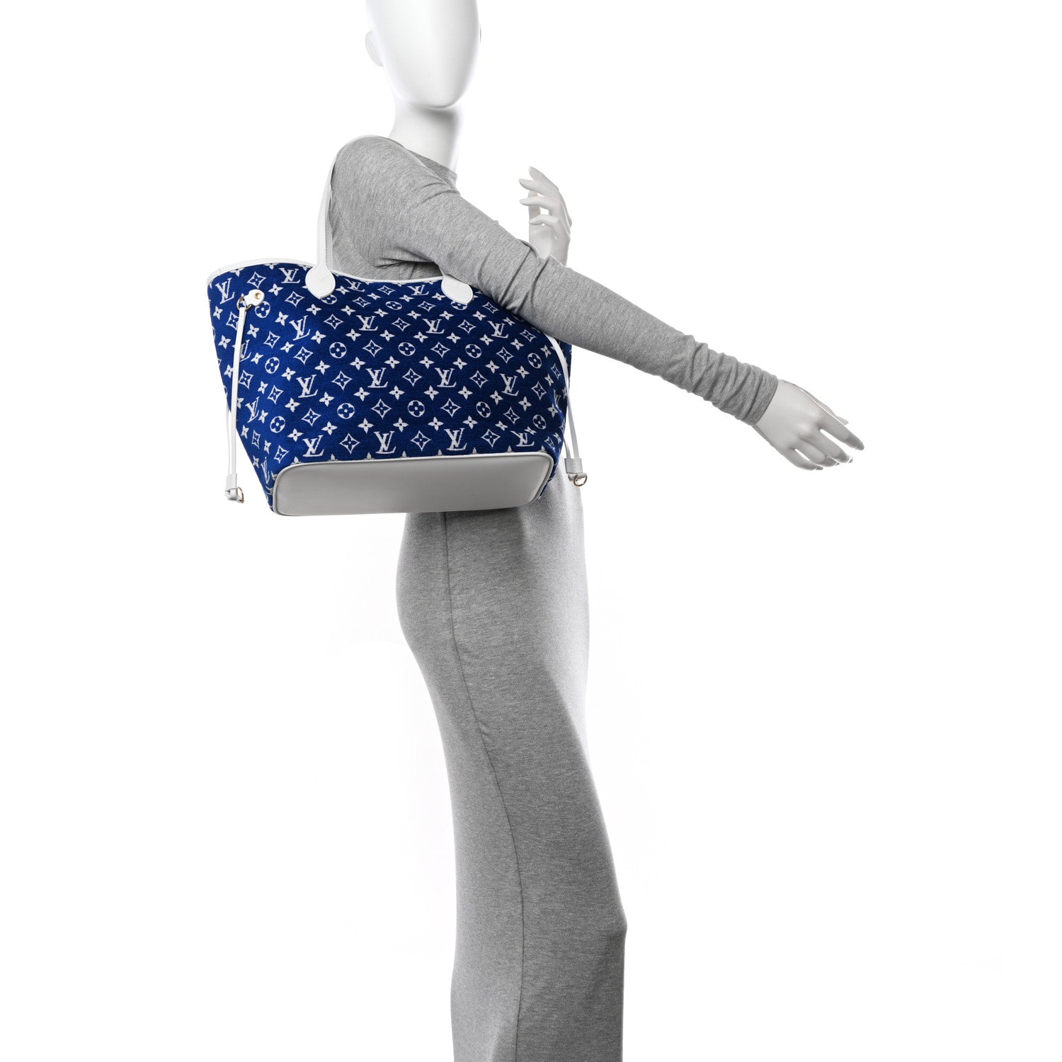 Louis Vuitton Jacquard Velvet Monogram LV Match Neverfull MM Bleu 2 of 11