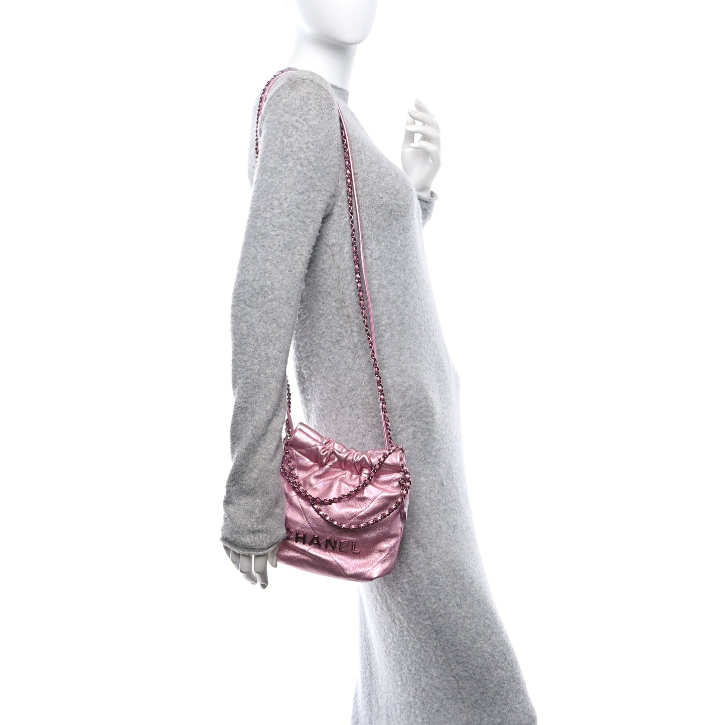 Metallic Lambskin Lacquered Monochrome Quilted Mini Chanel 22 Pink