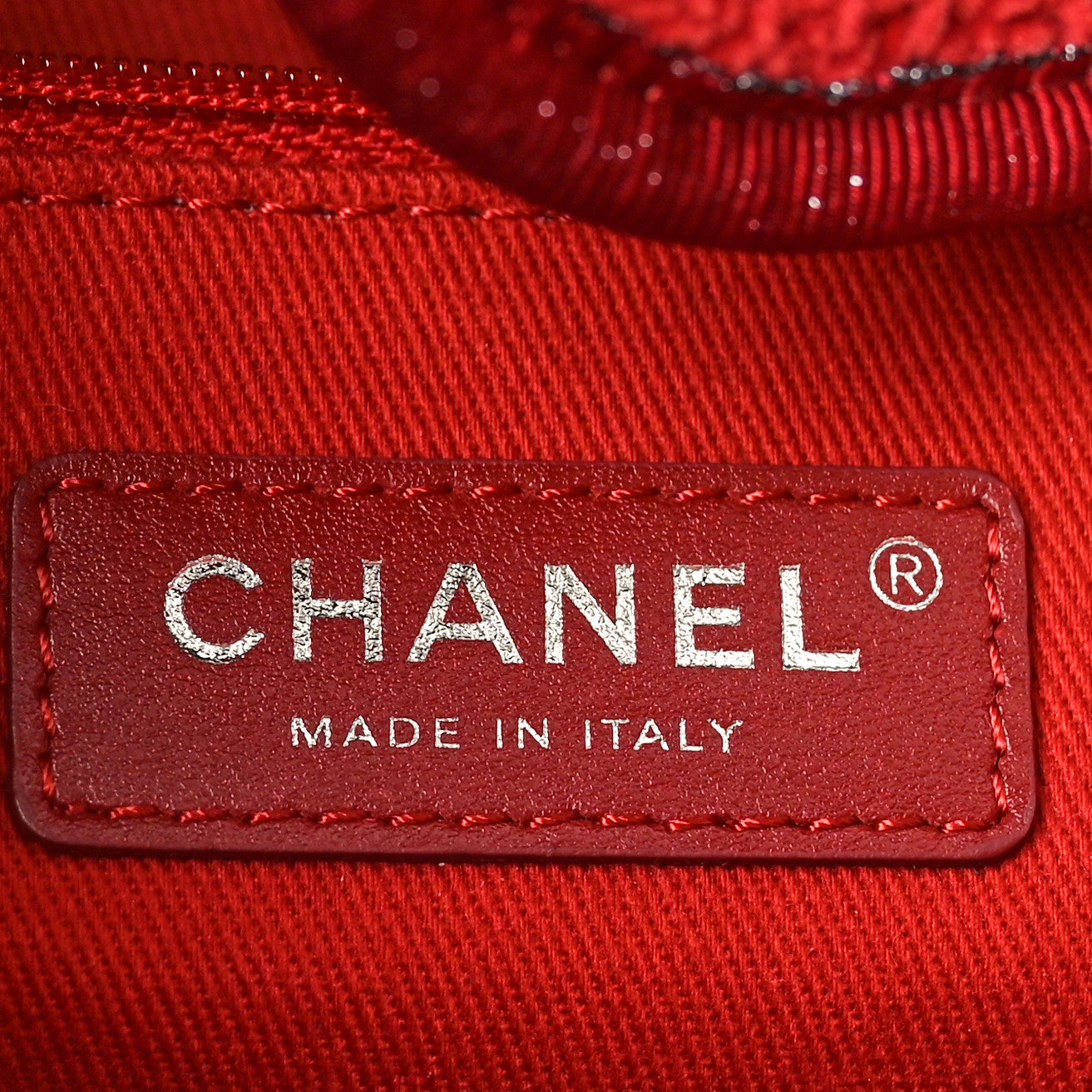 Lurex Boucle Medium Deauville Tote Red
