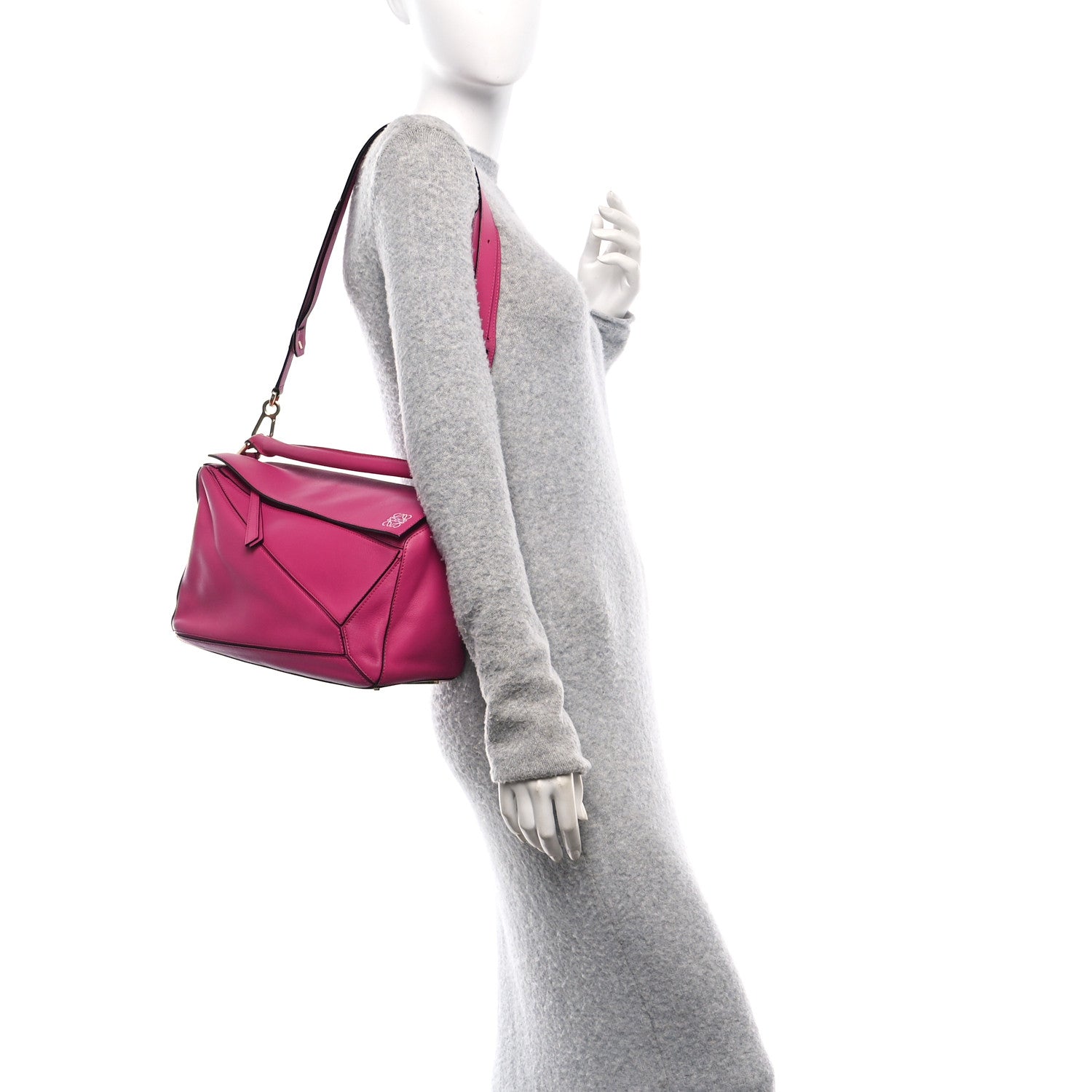 Loewe Calfskin Medium Puzzle Bag Fuchsia 2 of 11
