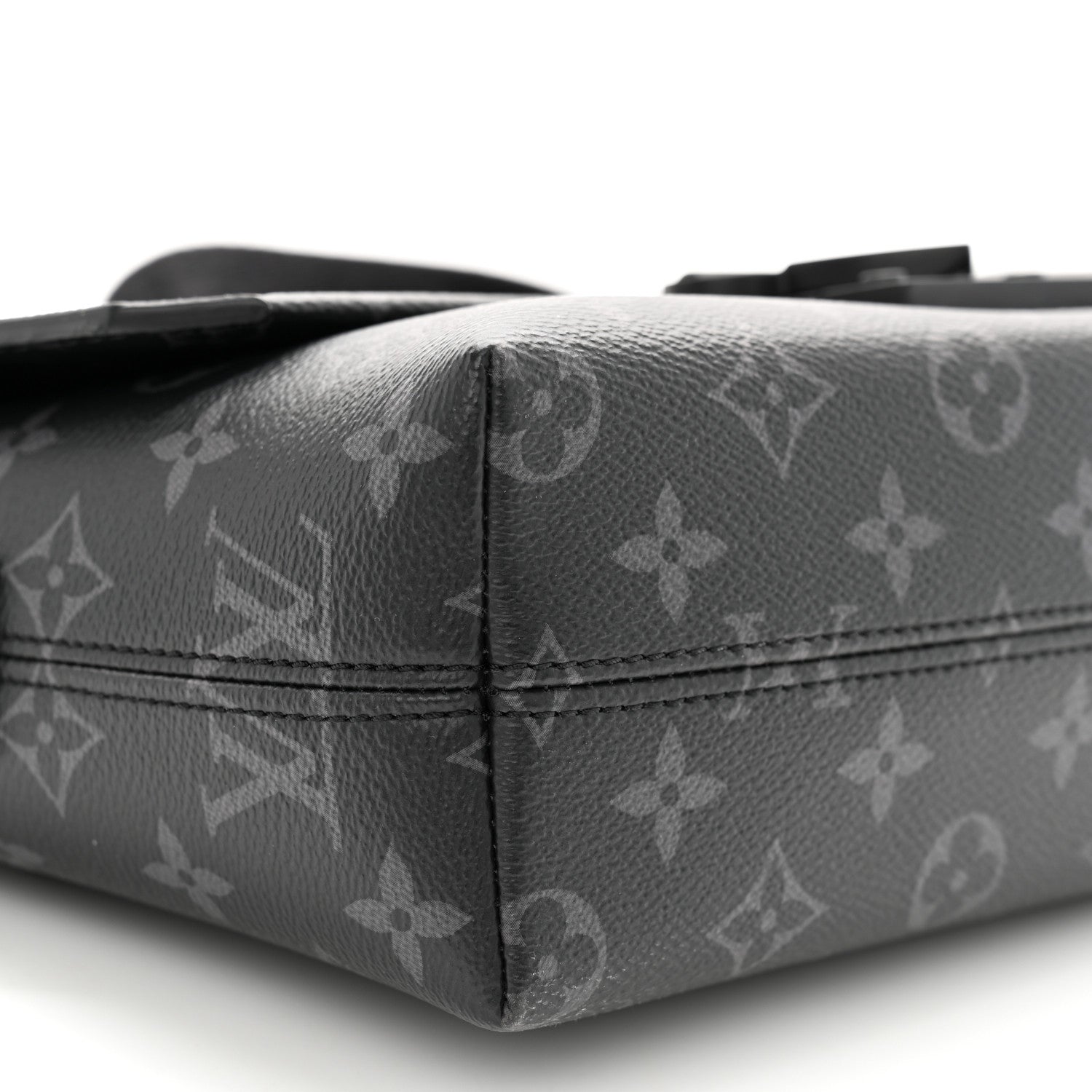 Louis Vuitton Monogram Eclipse S-Cape Messenger 8 of 14