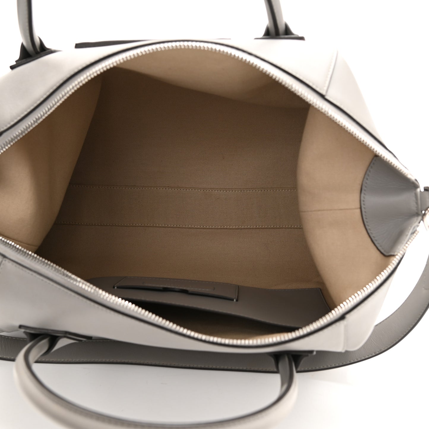 Smooth Calfskin Medium Soft Antigona Grey