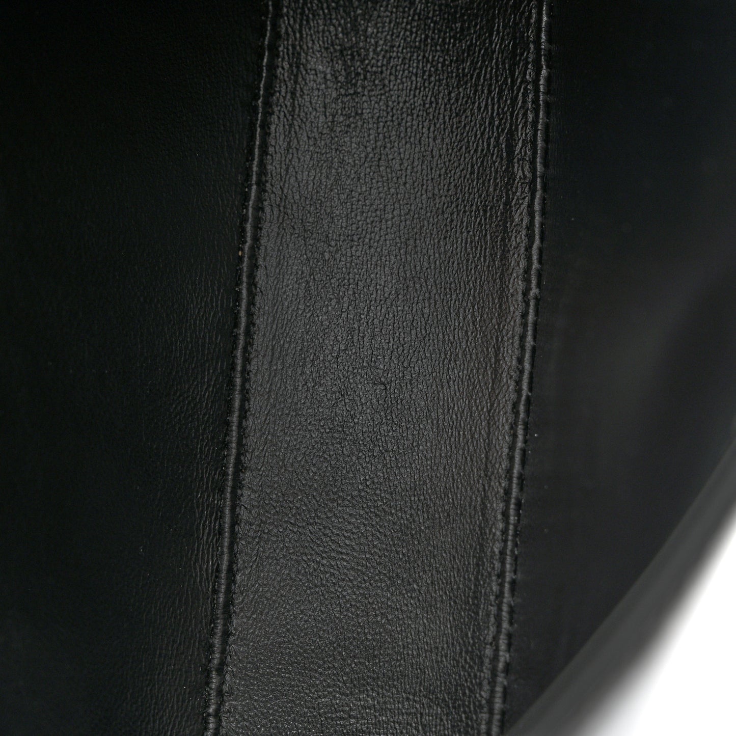 Patent Le 5 A 7 Monochrome Hobo Black