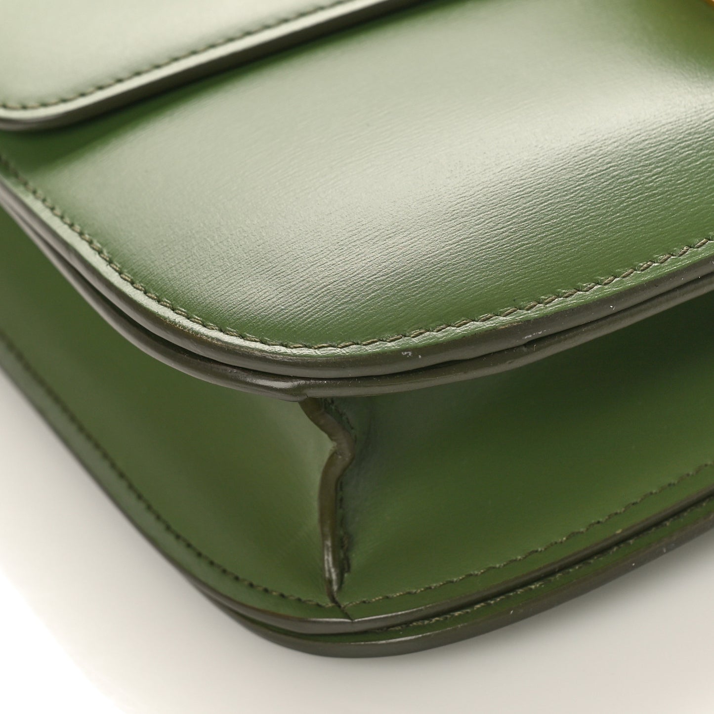 Box Calfskin Classic Box Medium Flap Bag Army Green