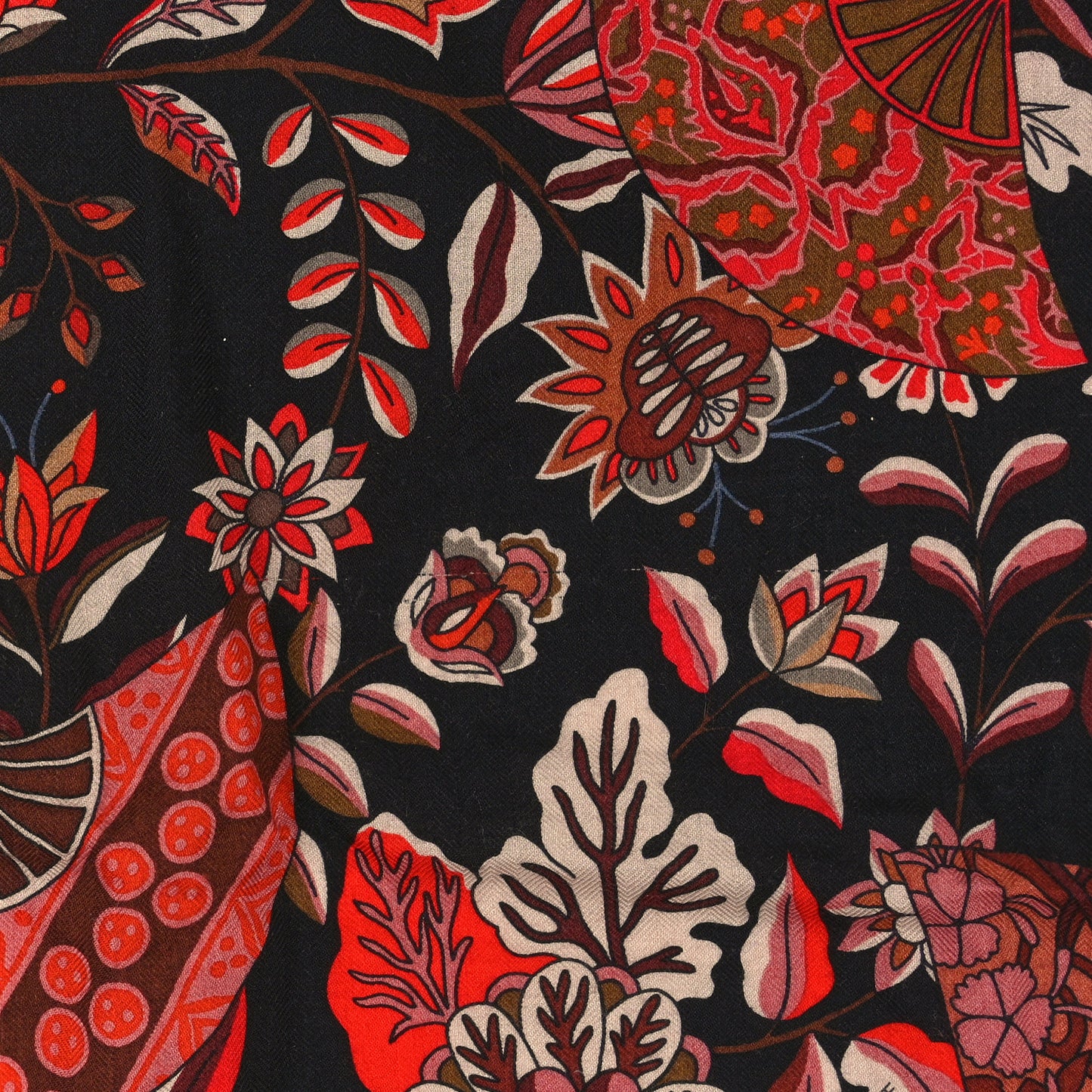 Cashmere Silk Fleurs et Papillons de Tissus Scarf 140 Black Rouge Brun