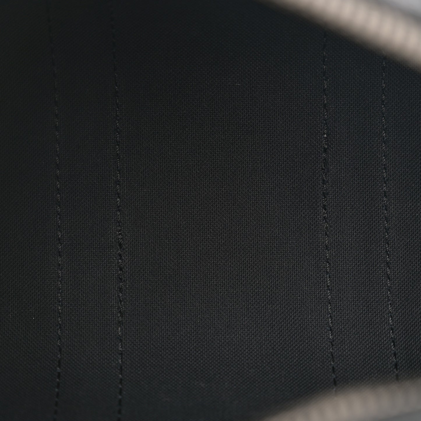 Reverse Monogram Eclipse Keepall Bandouliere 25