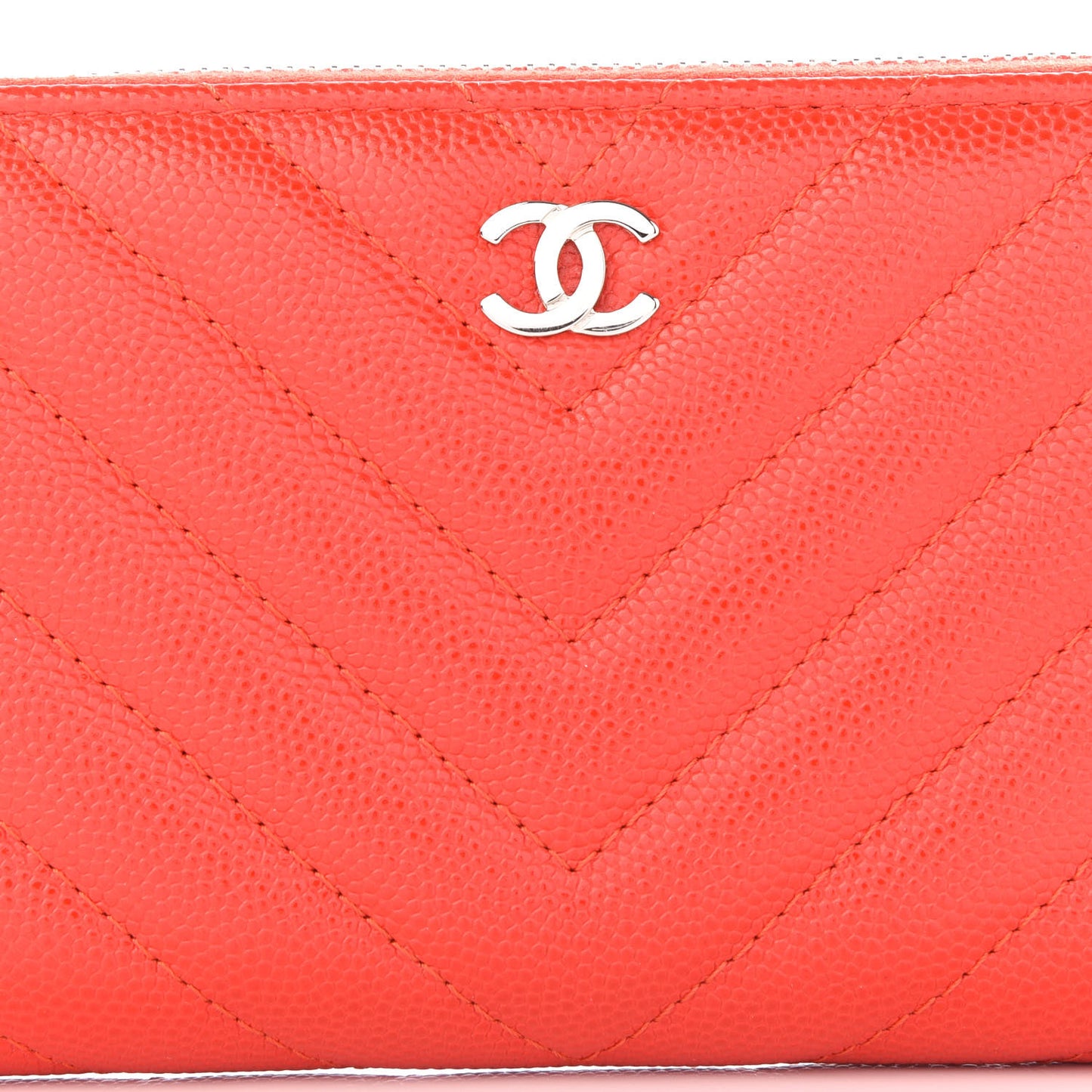 Caviar Chevron Quilted Small Zip Around Wallet Red