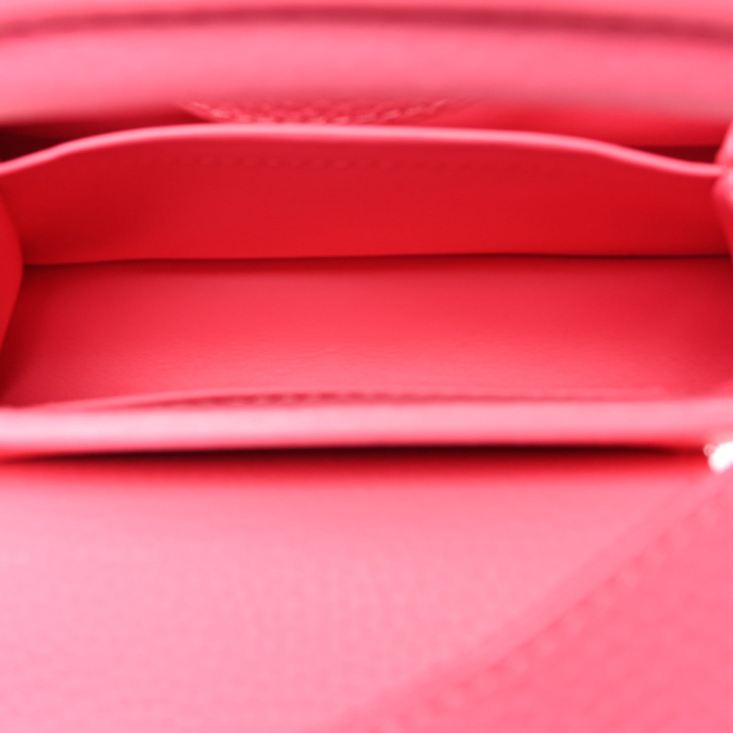 Taurillon Capucines Mini Pink
