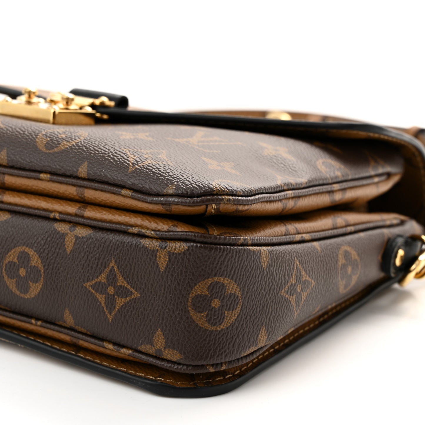 Reverse Monogram Pochette Metis