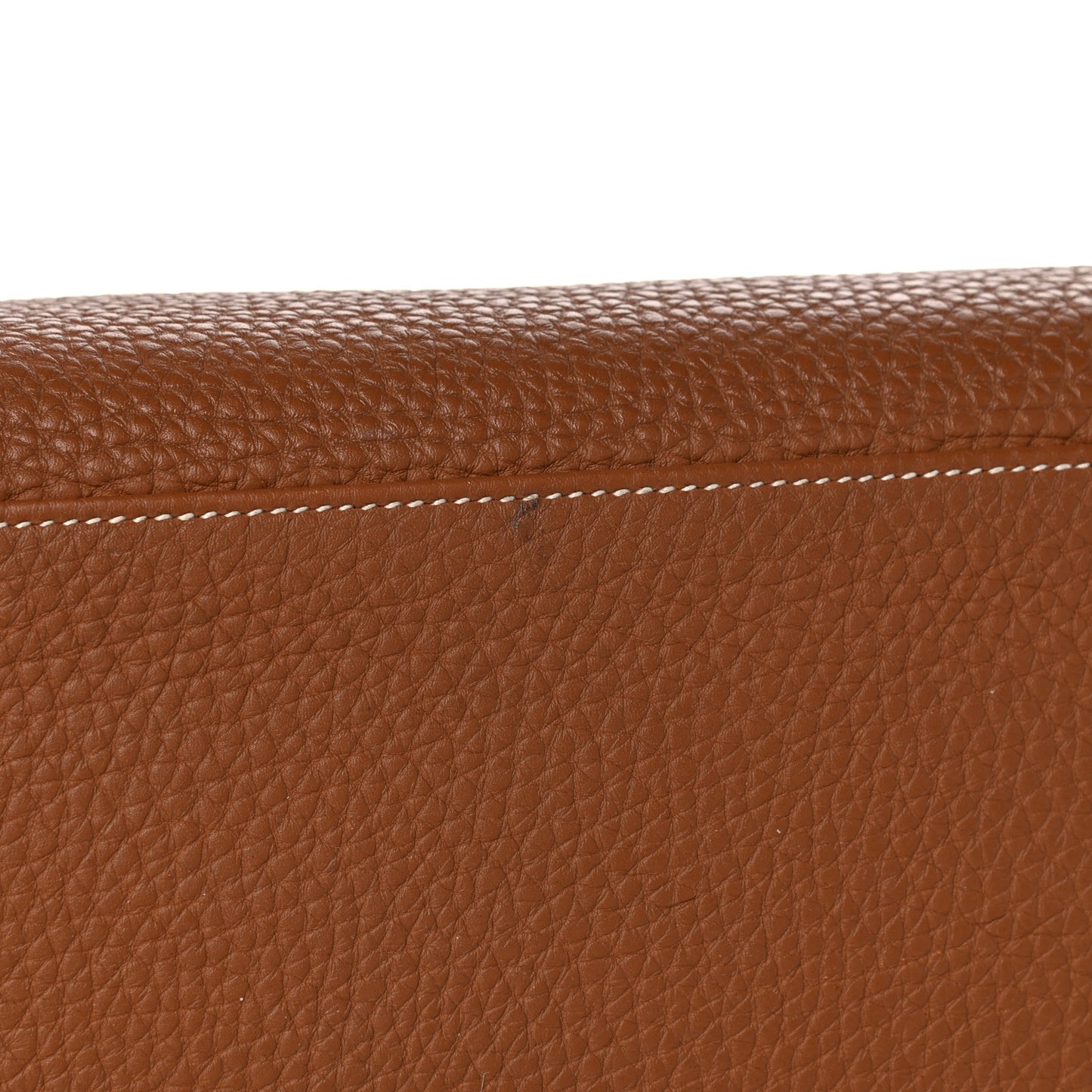 Togo Kelly Retourne 35 Gold