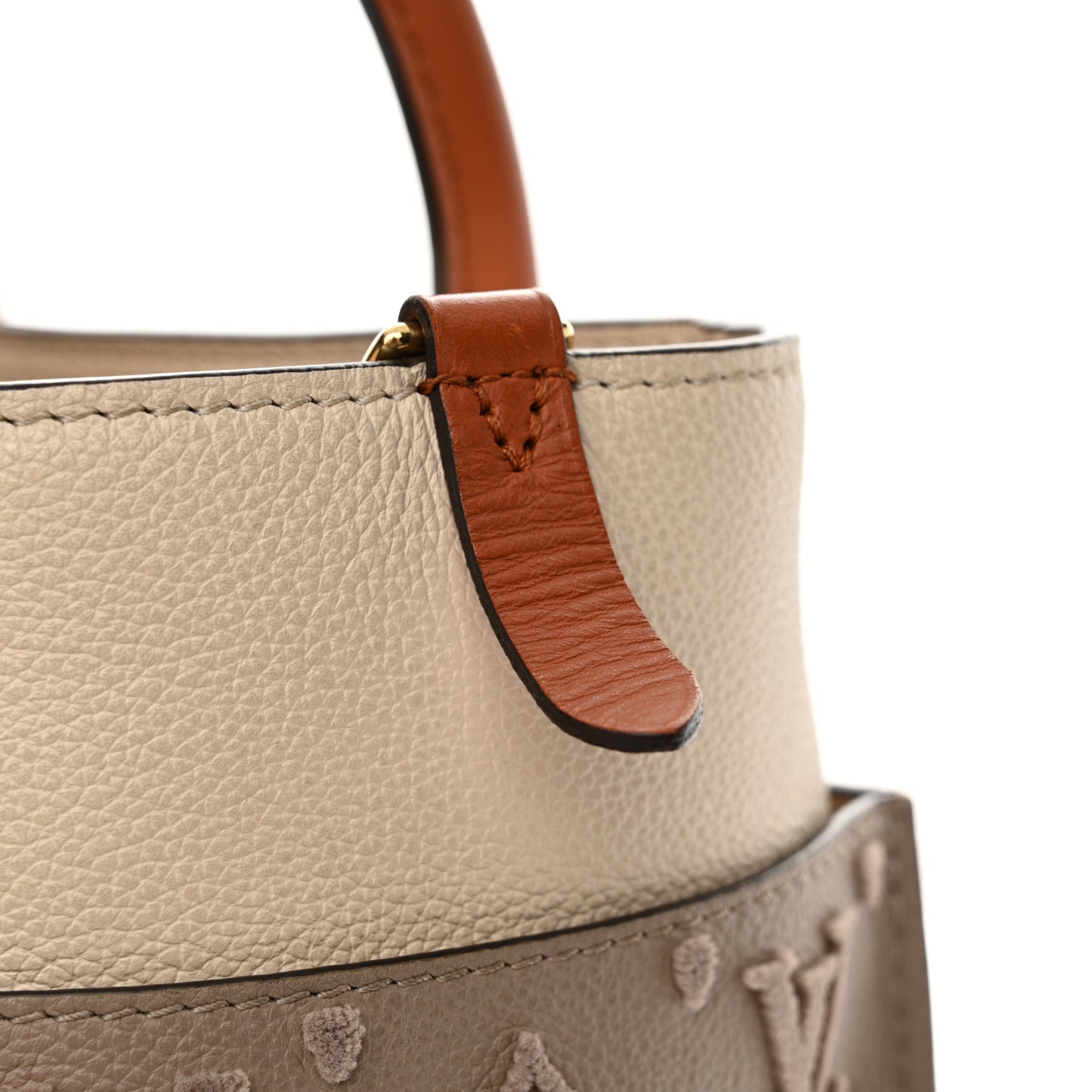 Calfskin Monogram Tufting On My Side Galet