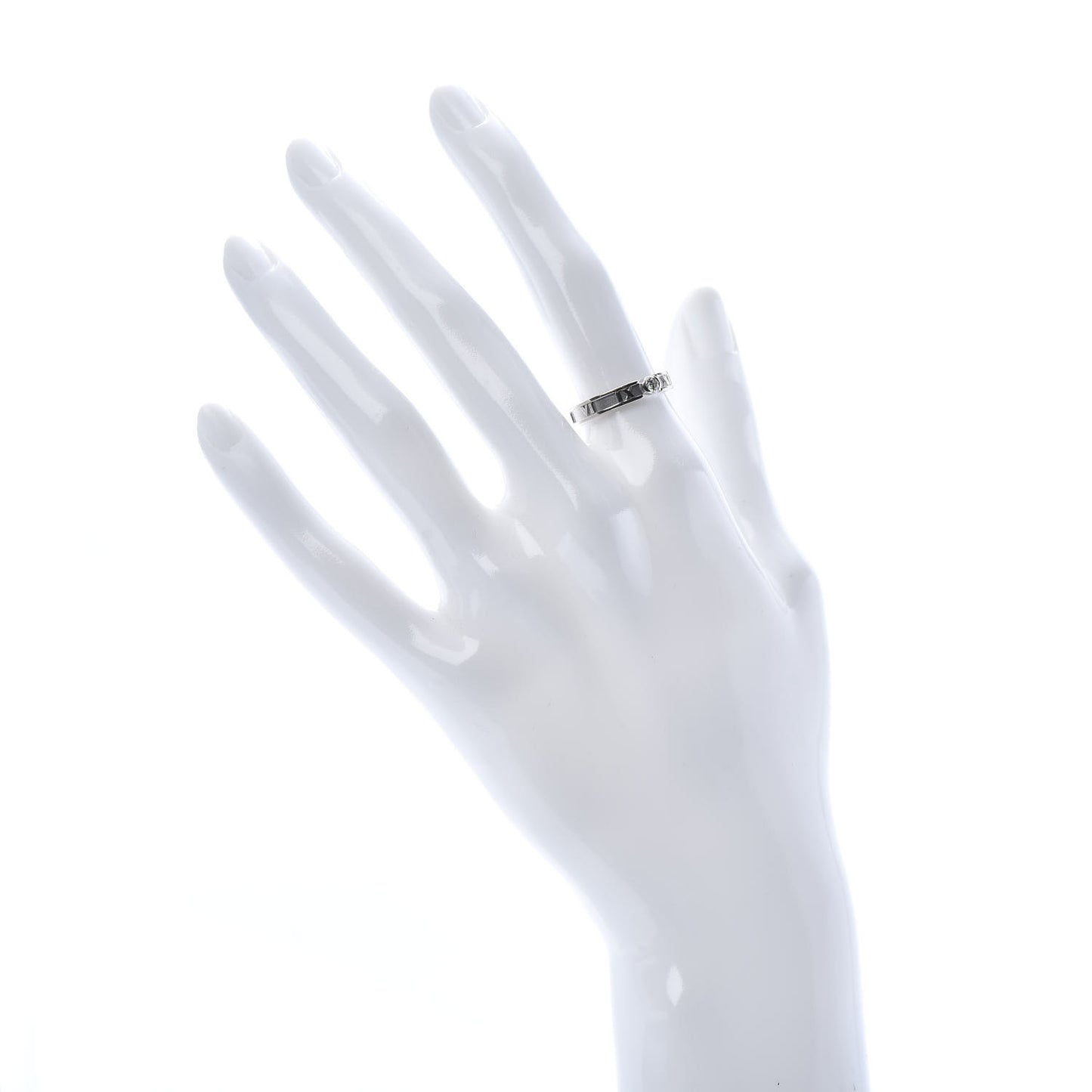 18K White Gold Diamond Atlas Solitaire Band Ring 52 6
