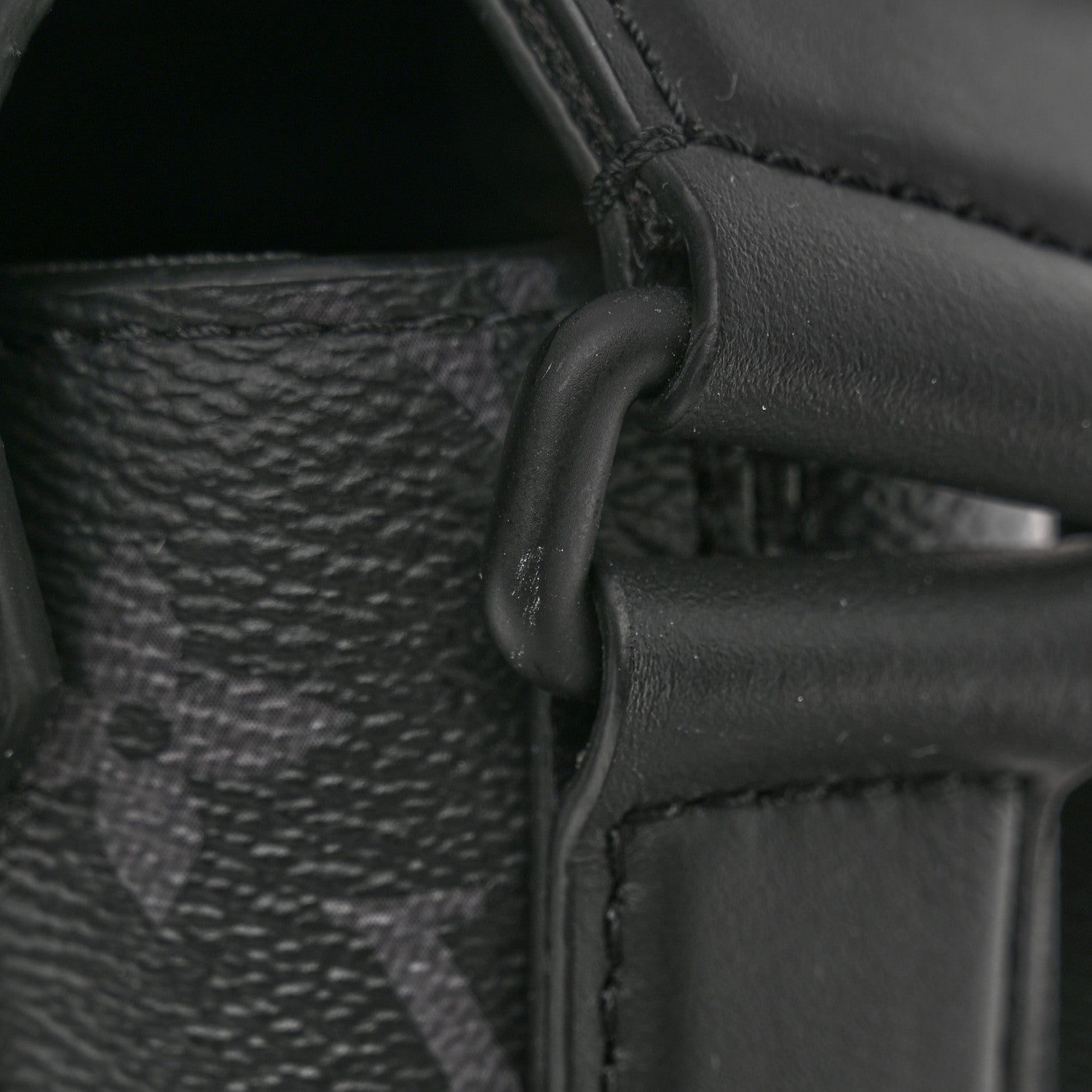 Louis Vuitton Monogram Eclipse S-Cape Messenger 14 of 14
