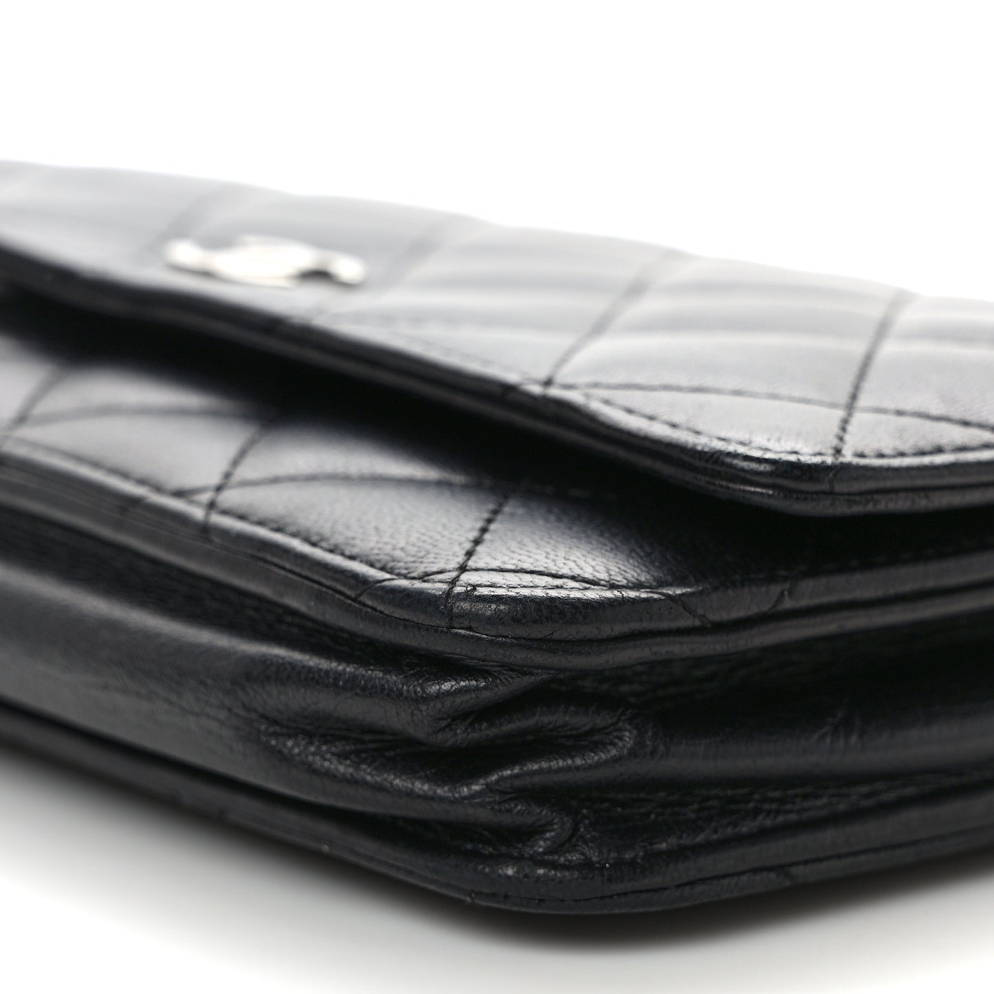 Lambskin Quilted Wallet On Chain WOC Black