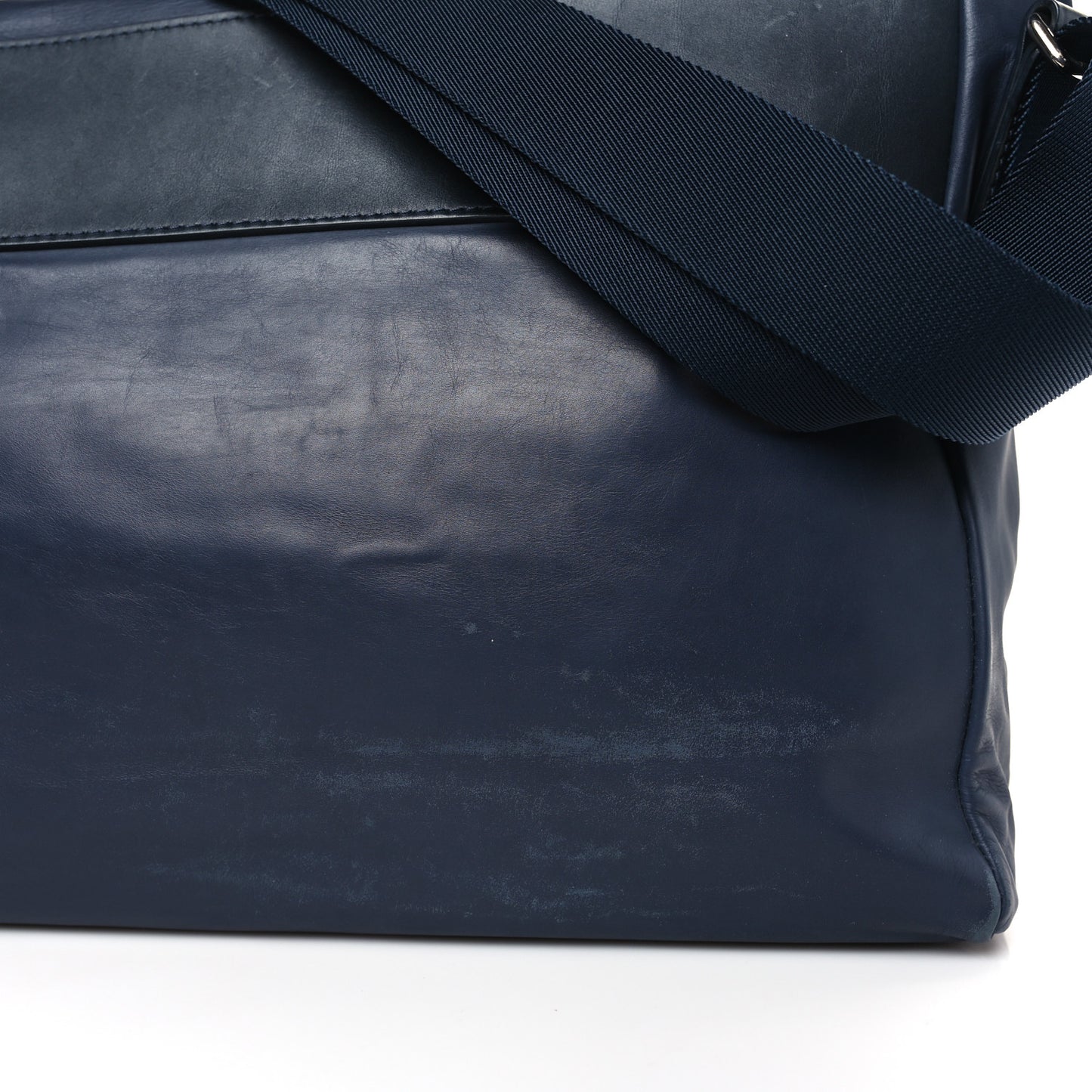 Calfskin Cross V Messenger Navy