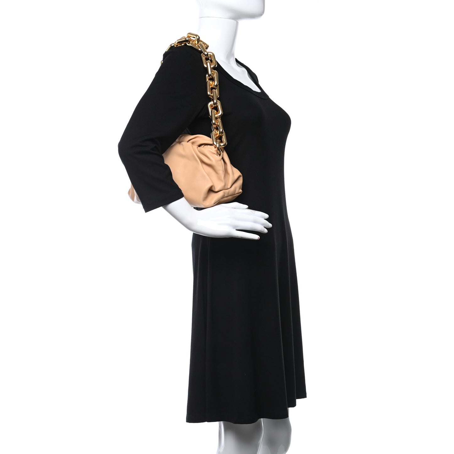 Calfskin The Pouch Chain Almond