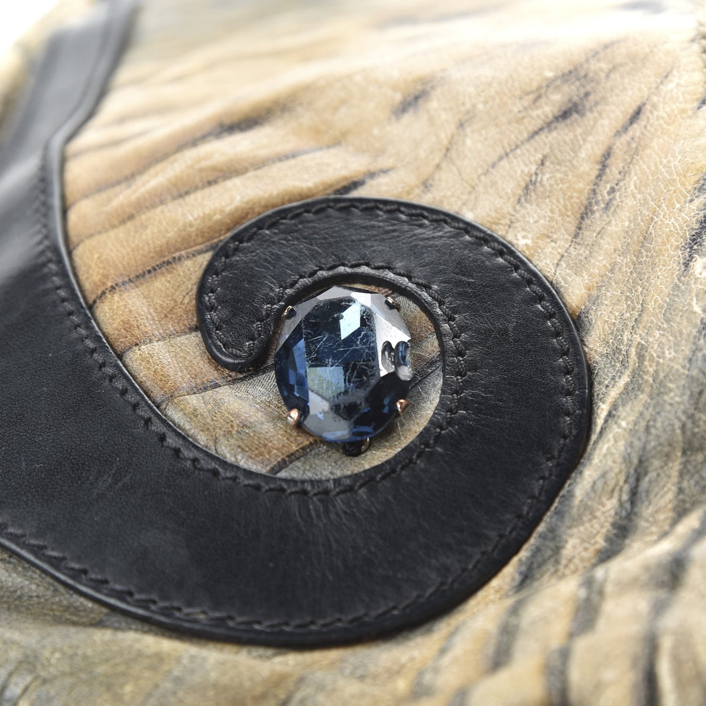 Distressed Calfskin Printed Small Oyster Multicolor