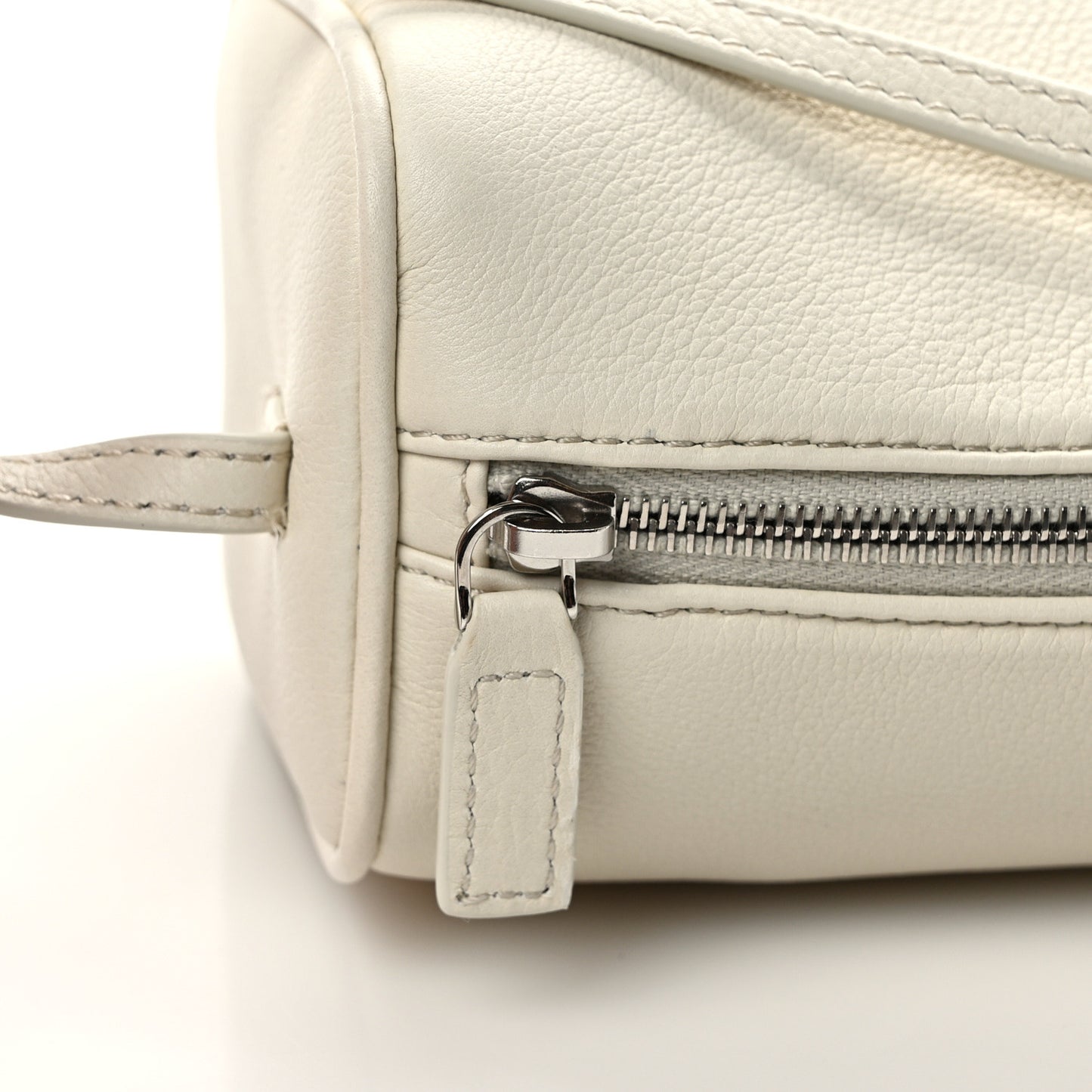 Grained Calfskin 90's Bag Ivory