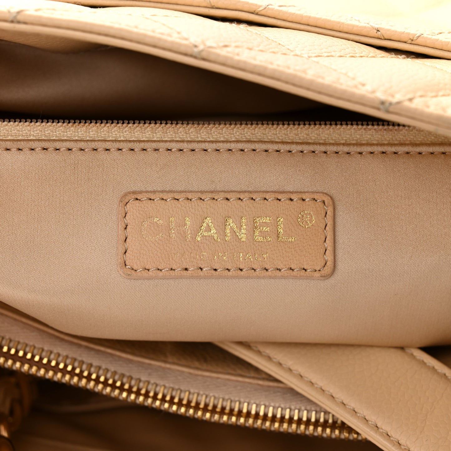 Caviar Quilted Grand Shopping Tote GST Beige Clair