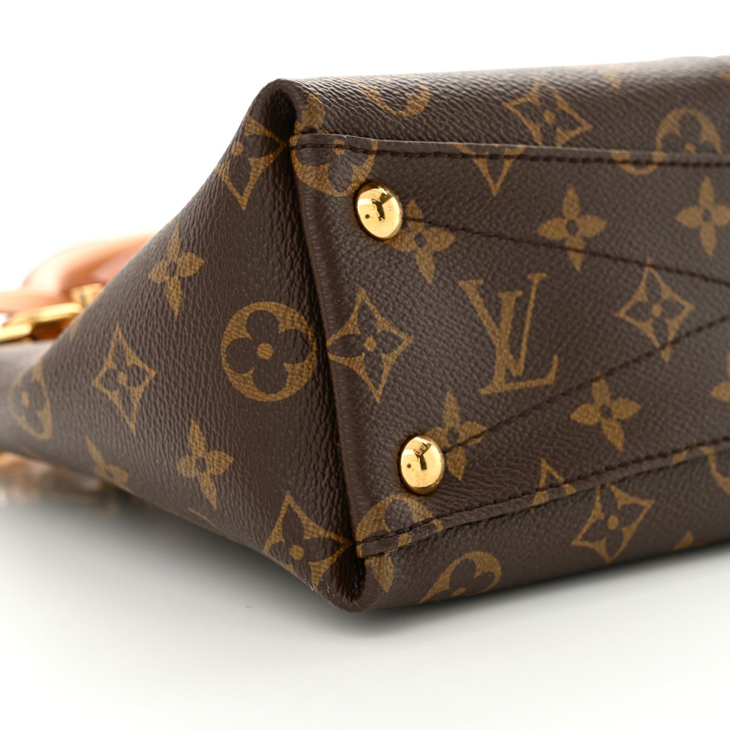 Monogram V Tote BB Rose Poudre