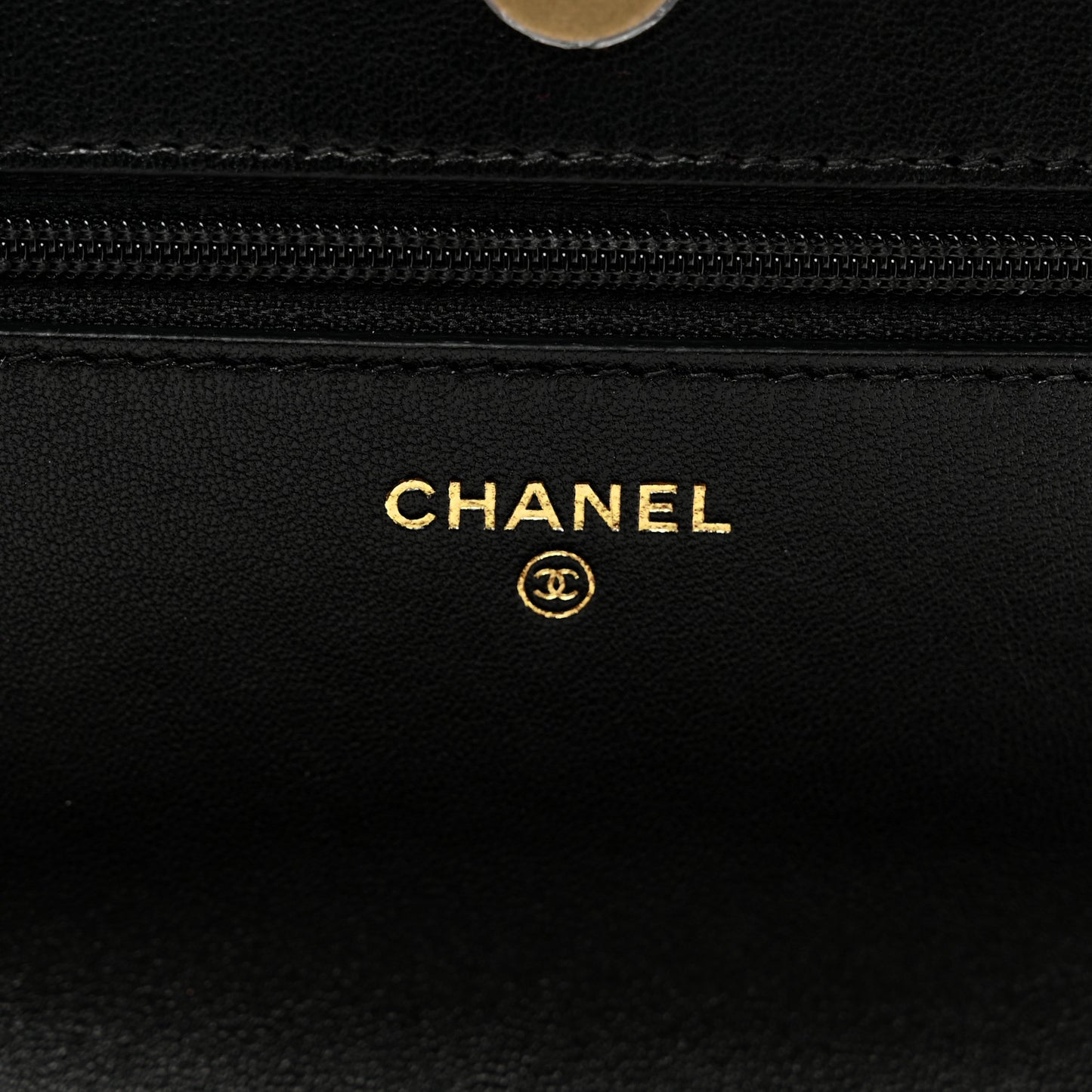 Lambskin Quilted Chanel 19 Wallet On Chain WOC Black