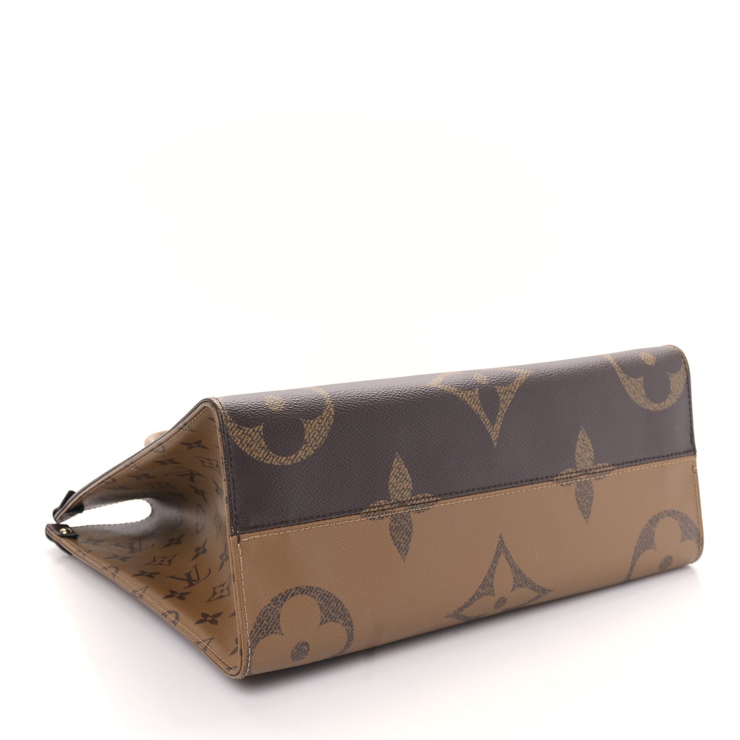 Reverse Monogram Giant Onthego MM