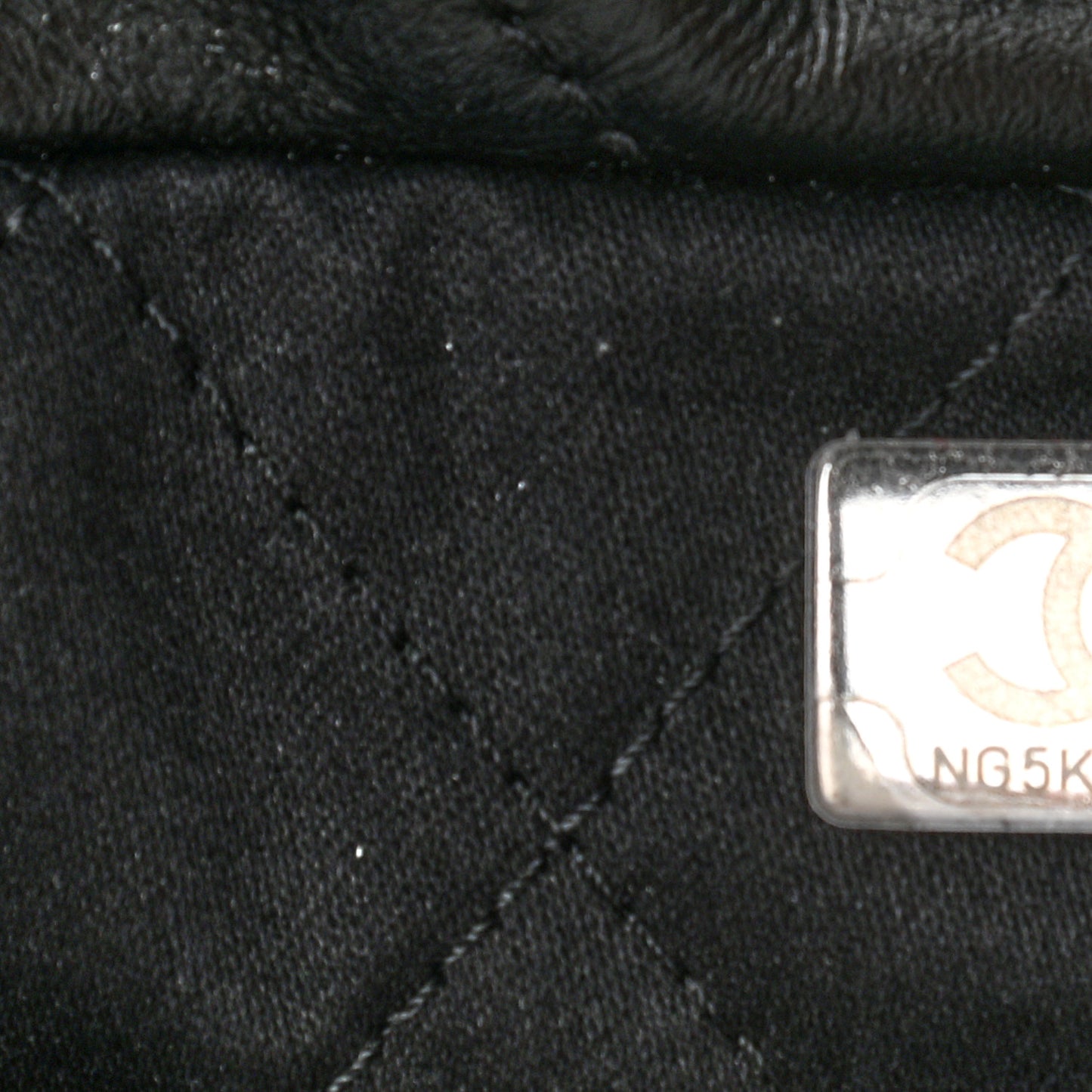 Shiny Calfskin Quilted Small Chanel 22 Black