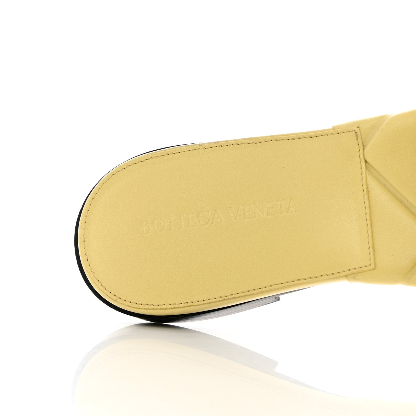 Nappa Quilted Rubber Lido Flat Sandals 39 Moon Beam