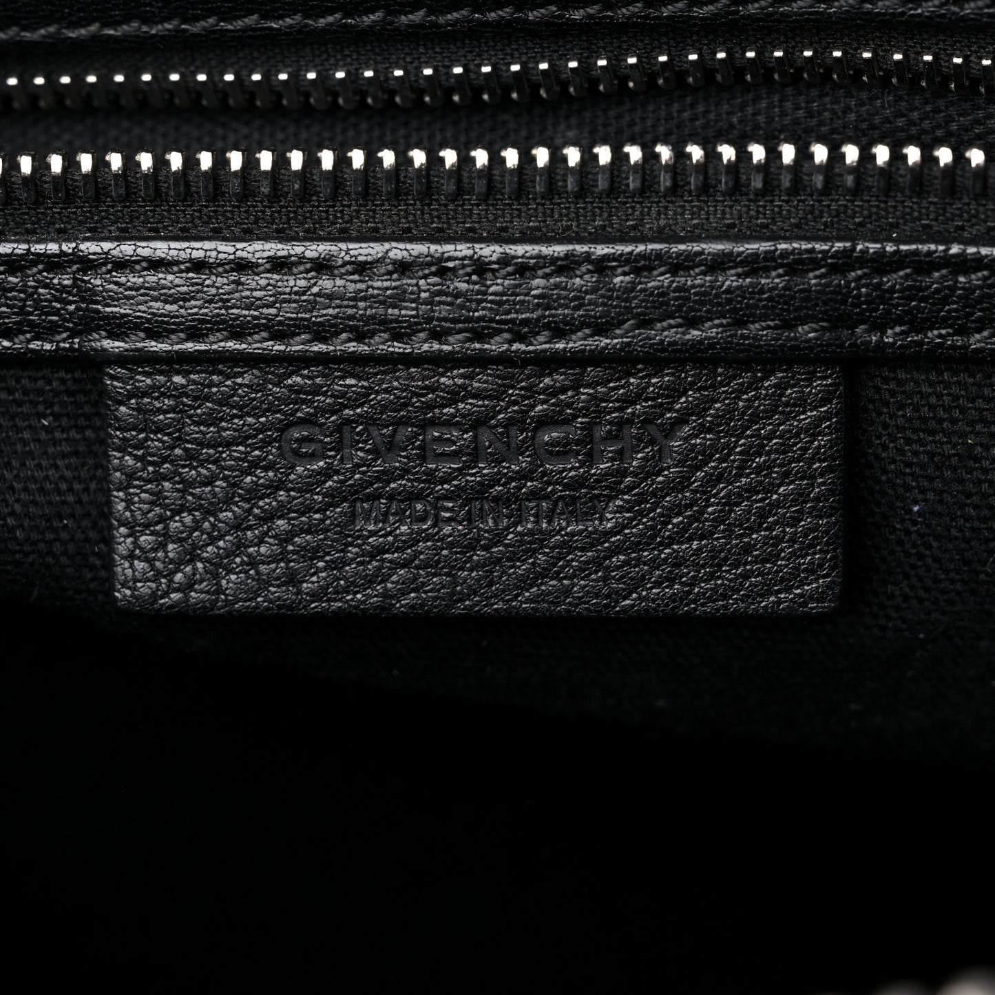 Sugar Goatskin Large Antigona Black
