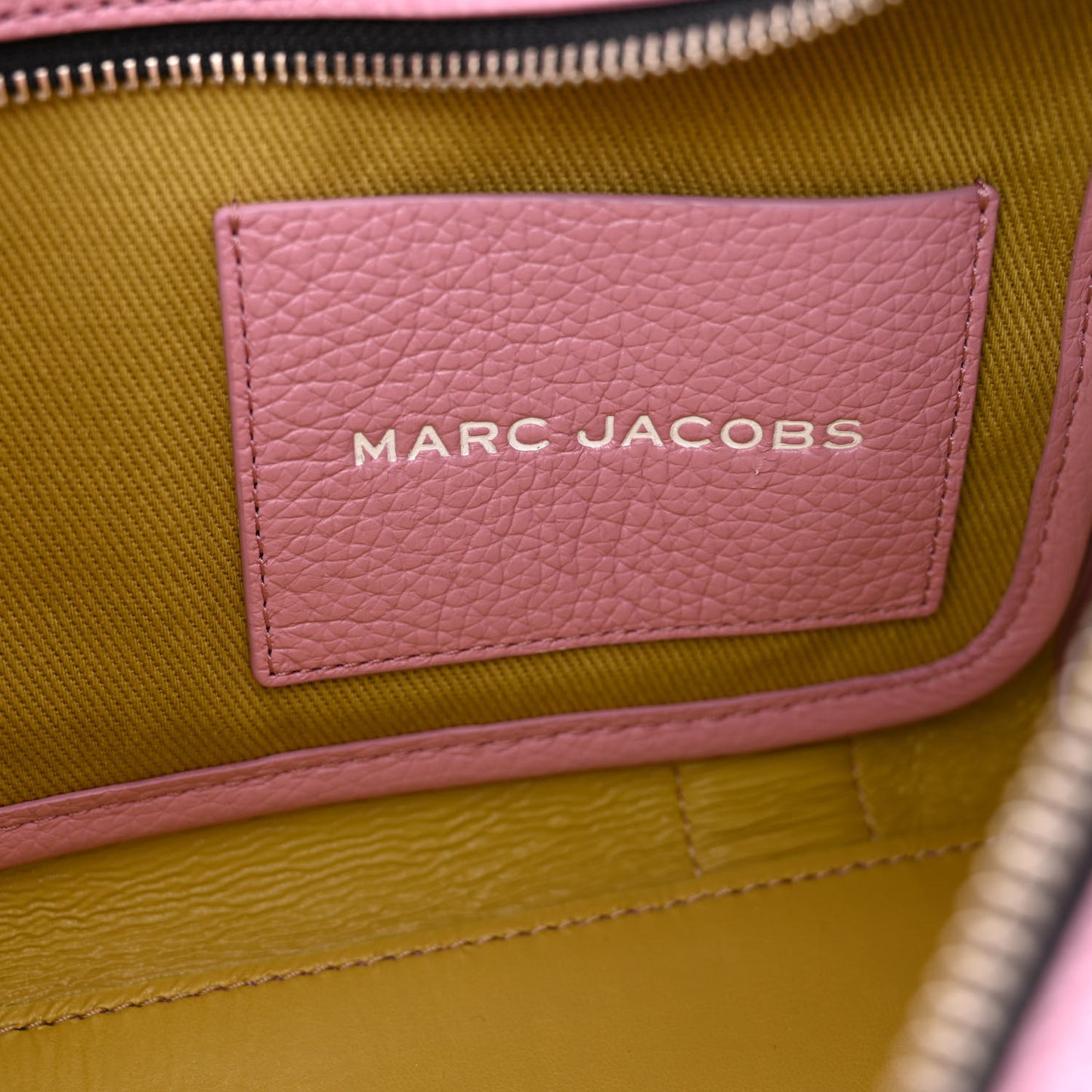 Grained Calfskin Small The Tote Bag Lilas