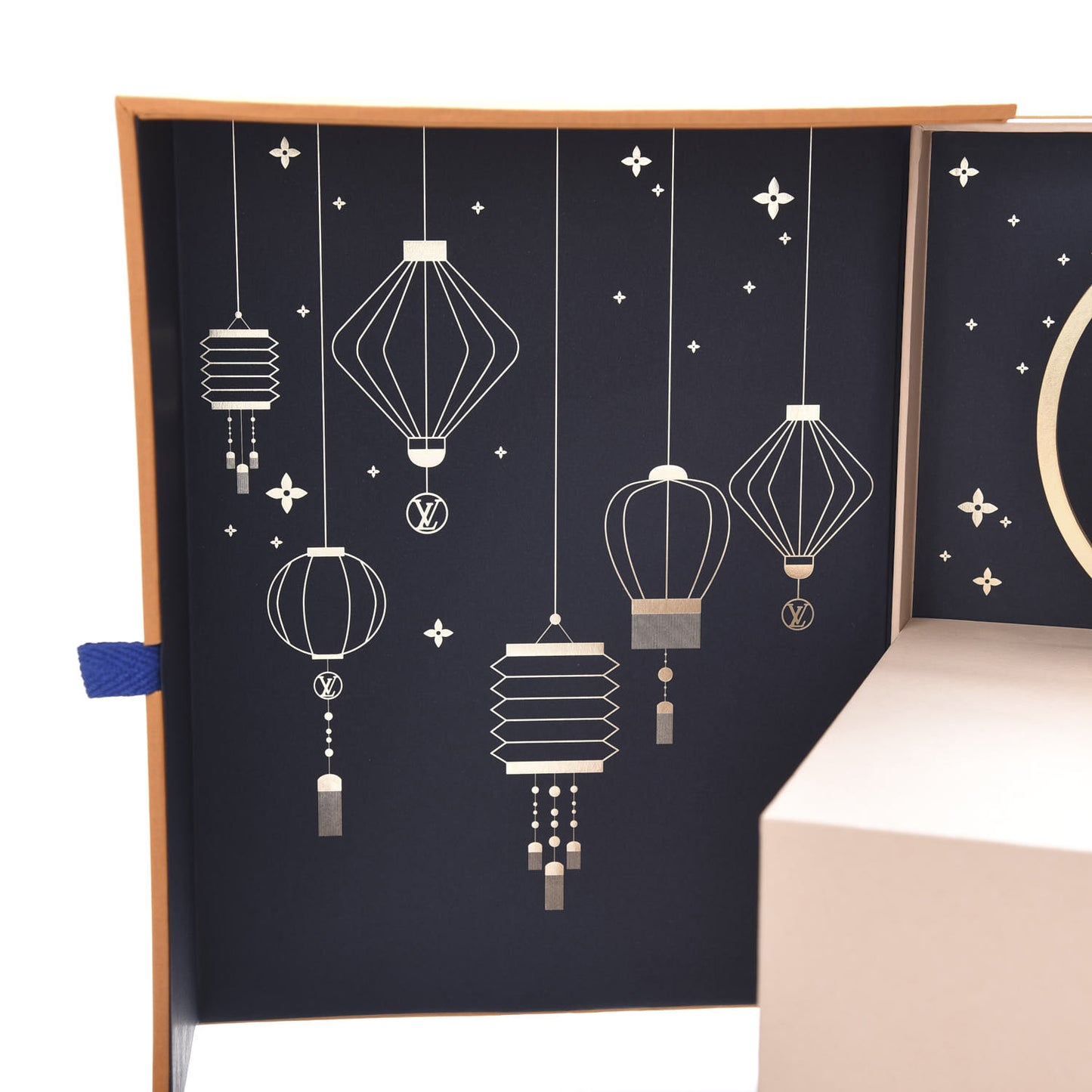 2020 Vivienne Music Box