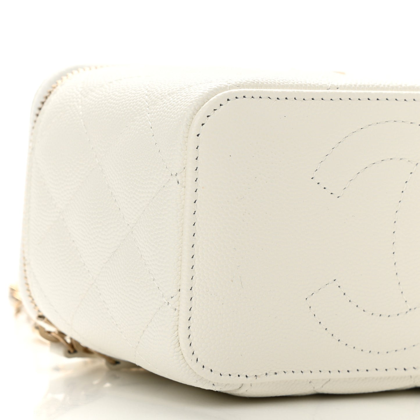 Caviar Quilted Small Vanity Case With Chain White