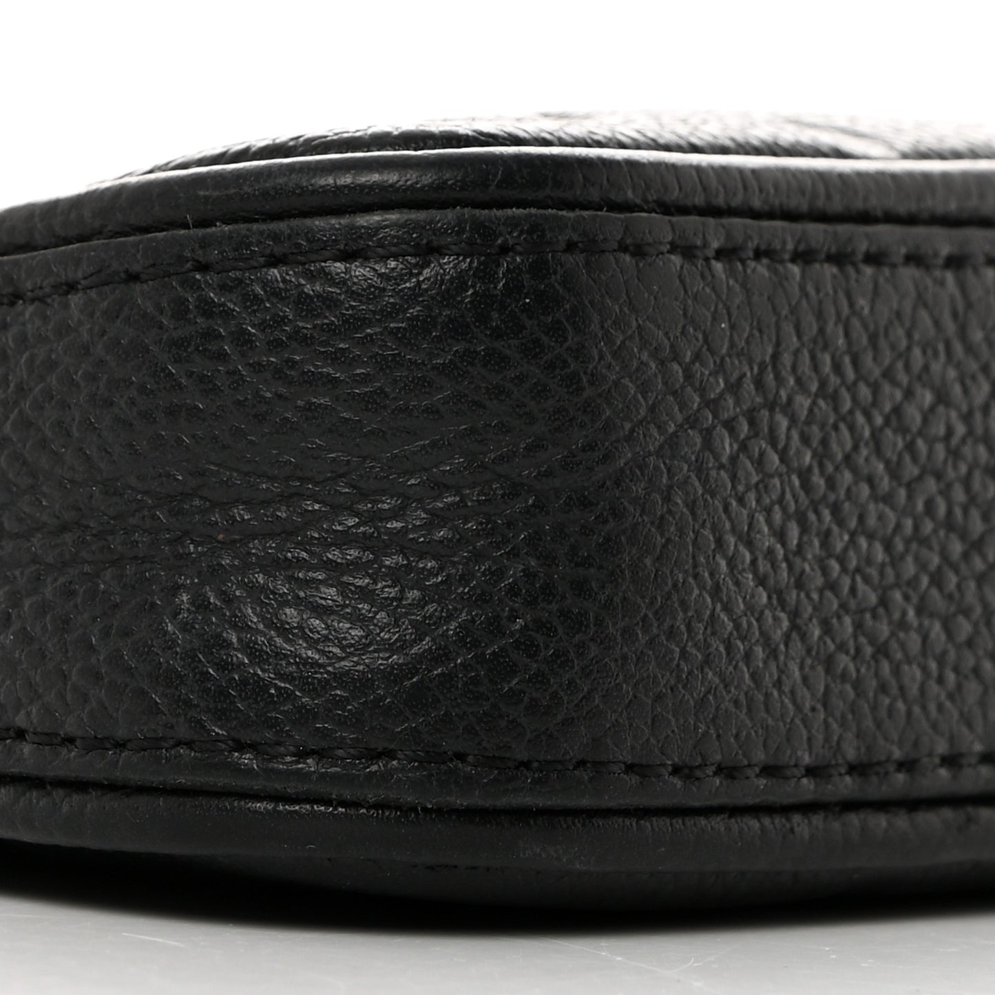 Empreinte Easy Pouch On Strap Black