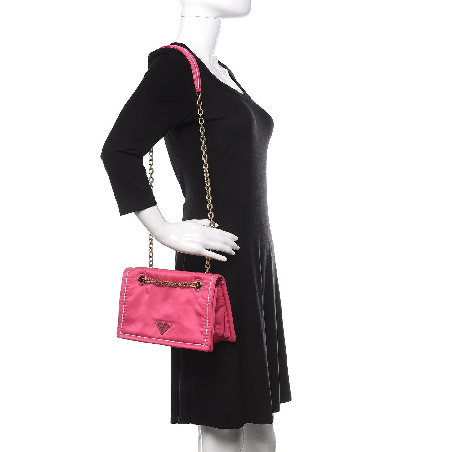 Nylon Tessuto Chain Shoulder Bag Fuxia