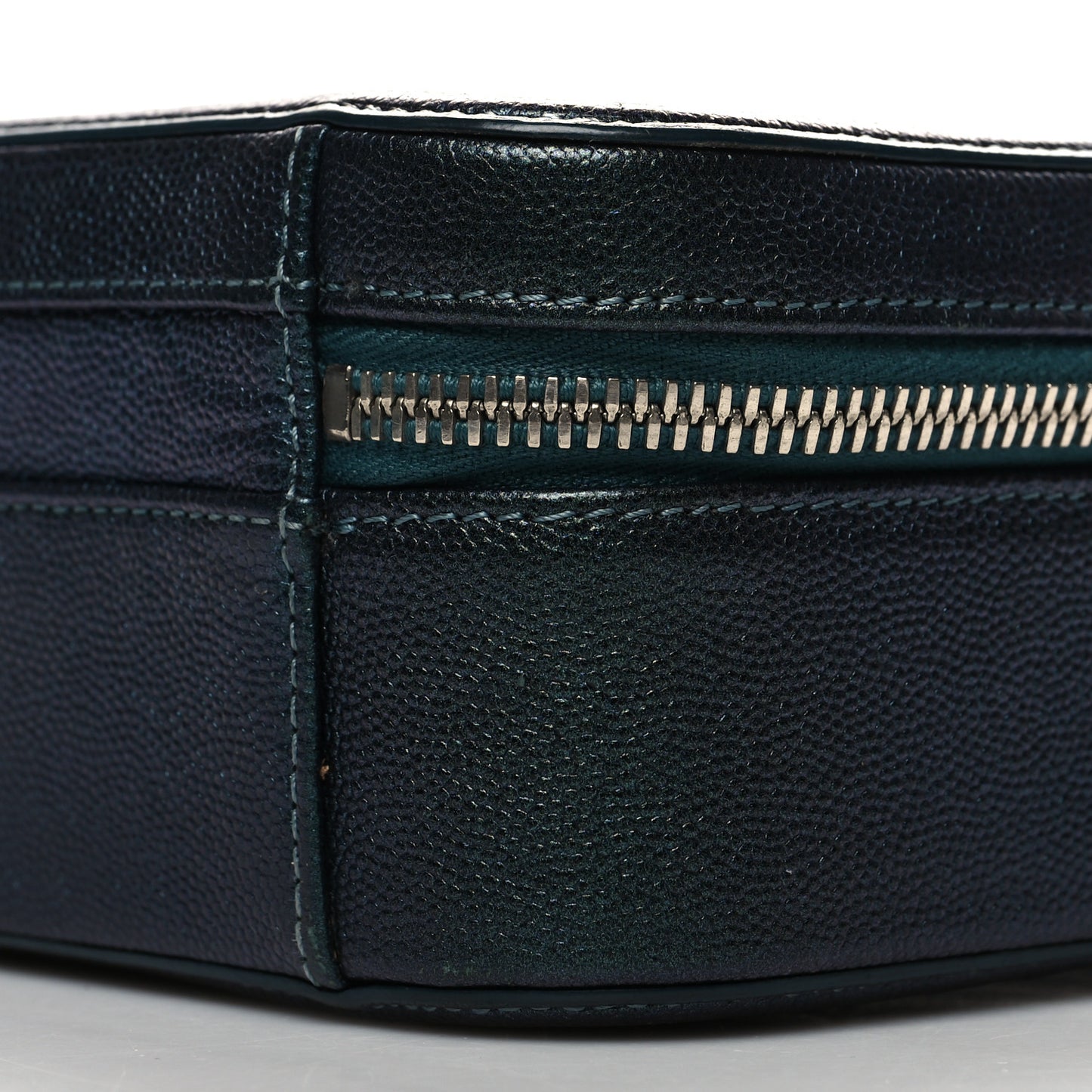 Iridescent Caviar Quilted Medium CC Filigree Vanity Case Dark Turquoise
