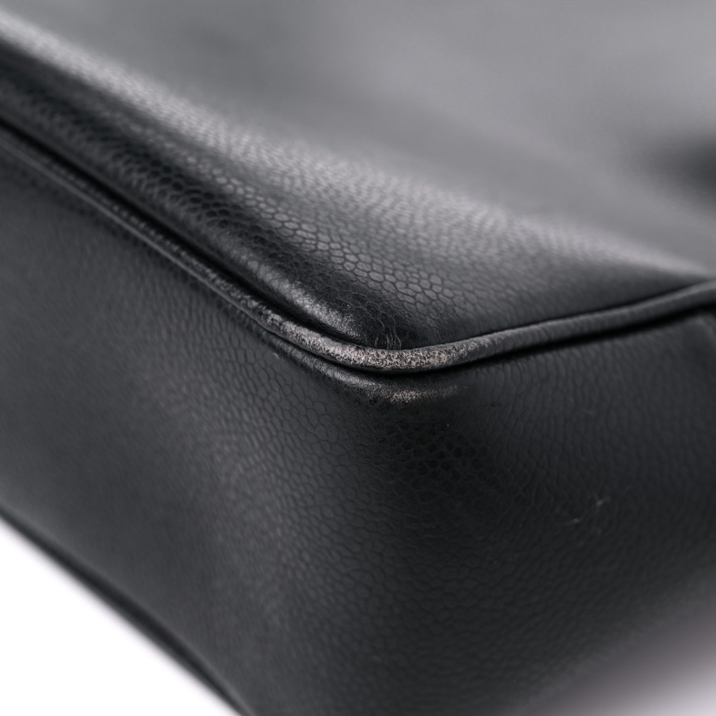 Caviar CC Shoulder Bag Black