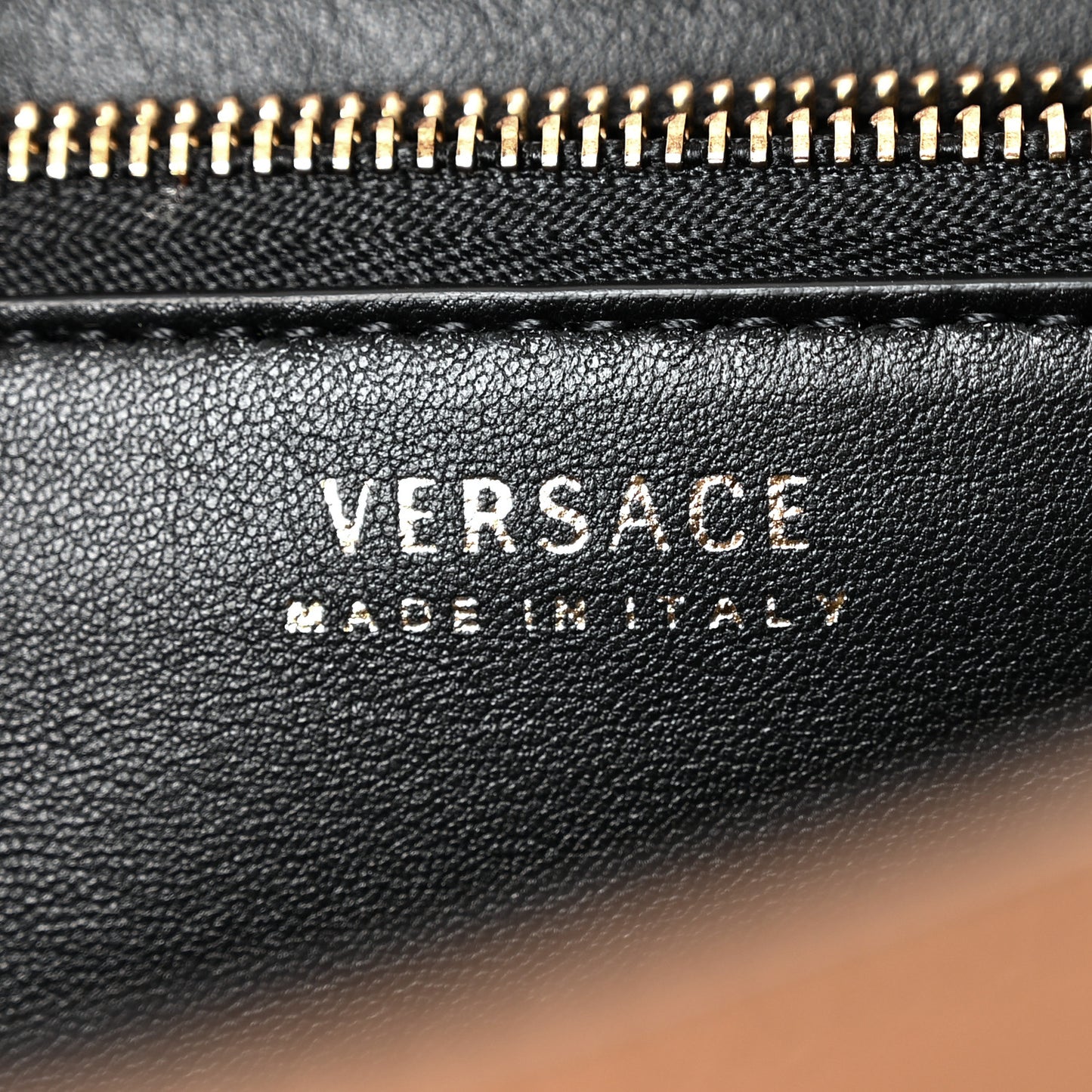 Grained Calfskin La Medusa Chain Clutch Bag Brown