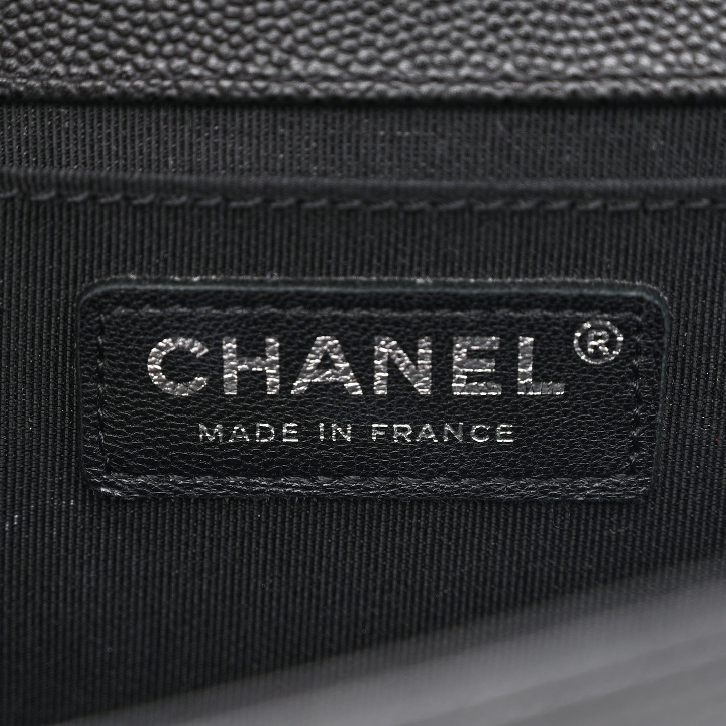 Caviar Quilted Medium Boy Flap Black