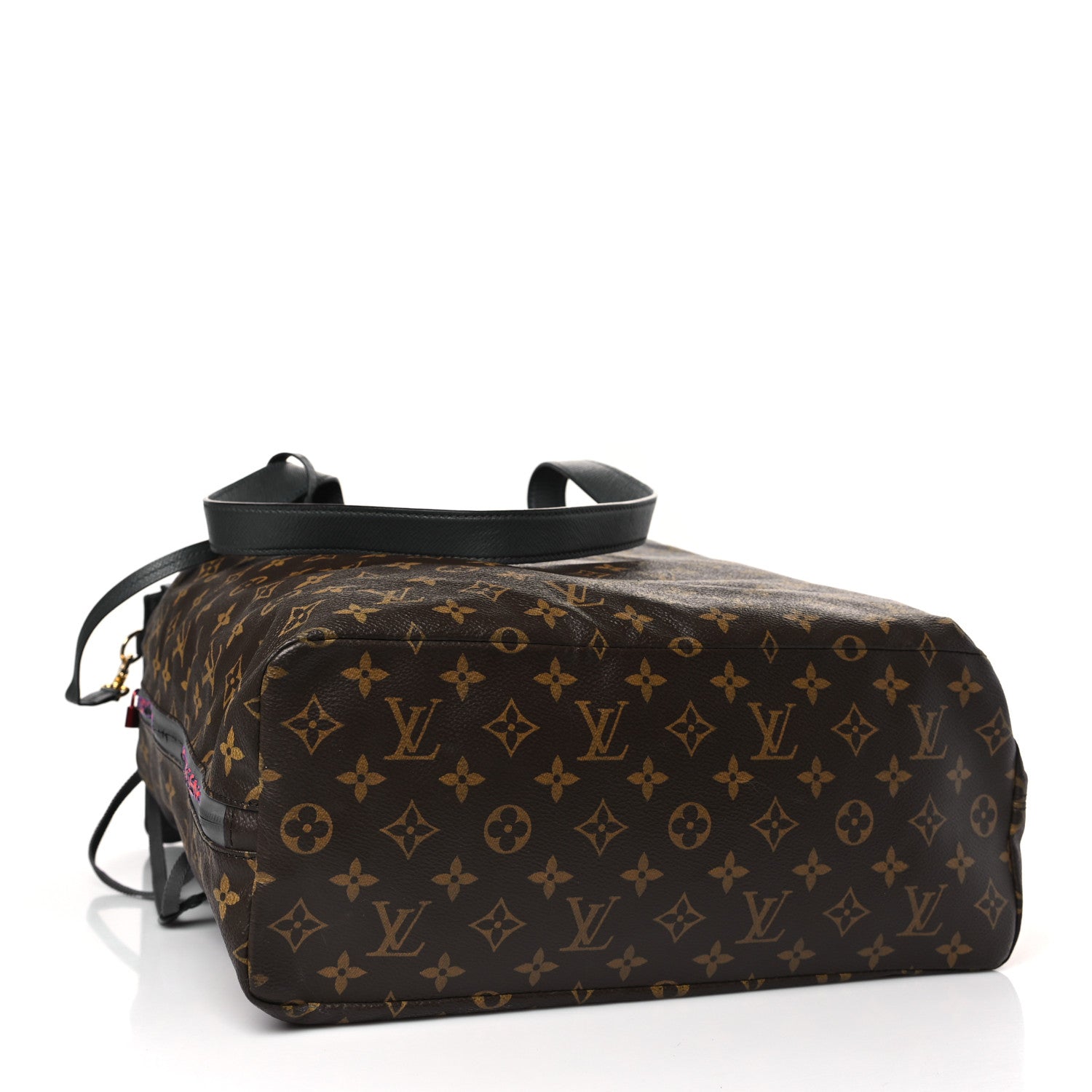 Louis Vuitton Monogram Cabas Light 5 of 11