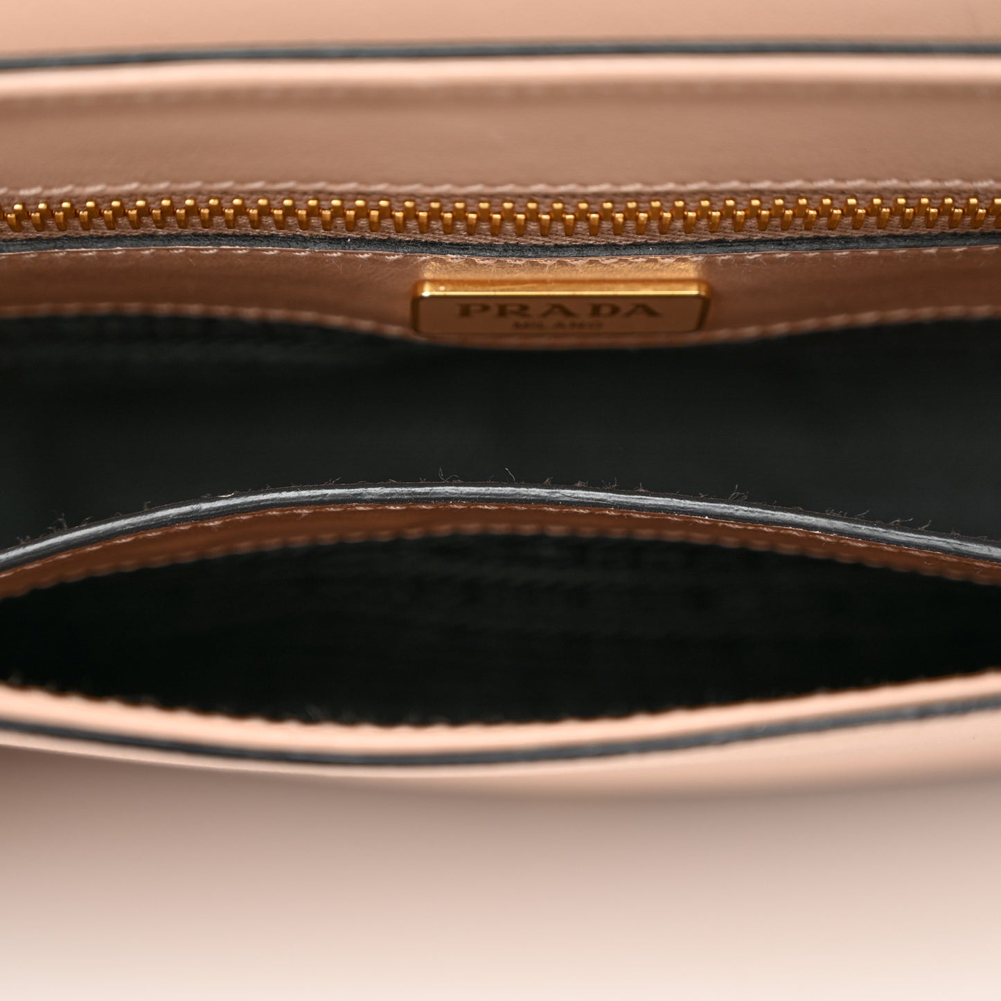 Saffiano Flap Crossbody Cammeo