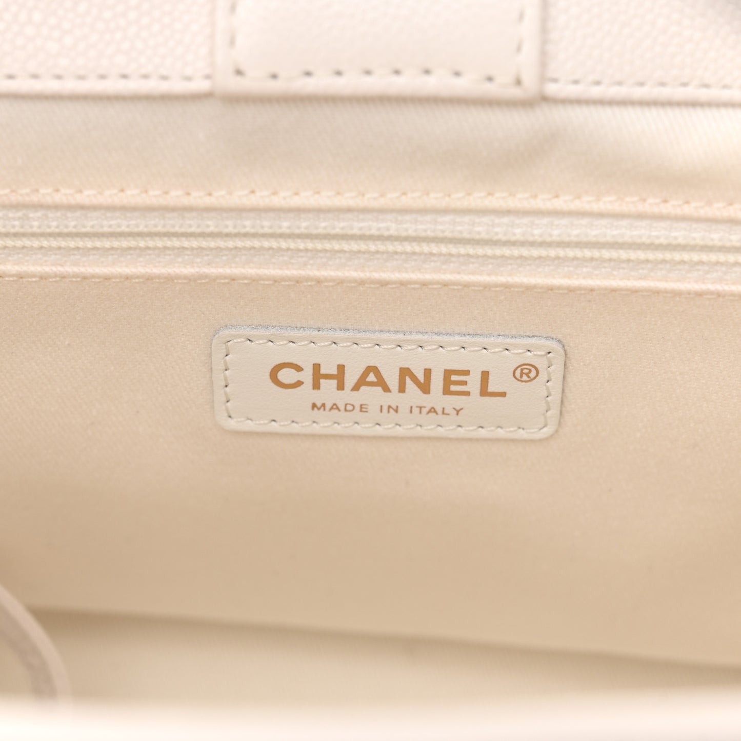 Caviar Quilted Small Business Affinity Shopping Bag White