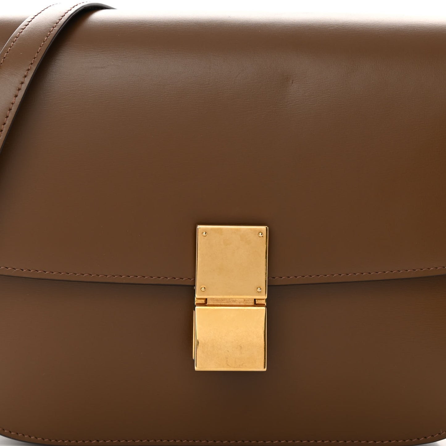 Box Calfskin Medium Classic Box Flap Bag Camel