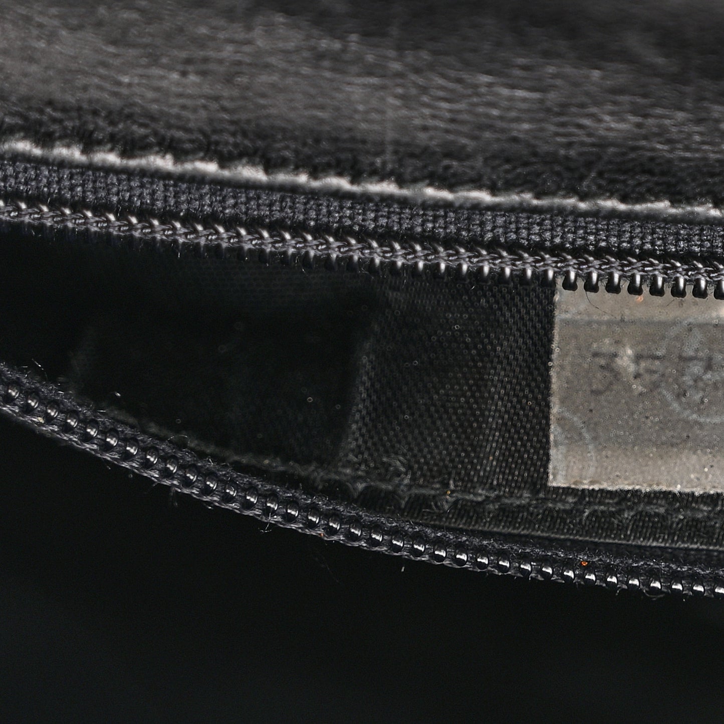 Shiny Crocodile Flap Black