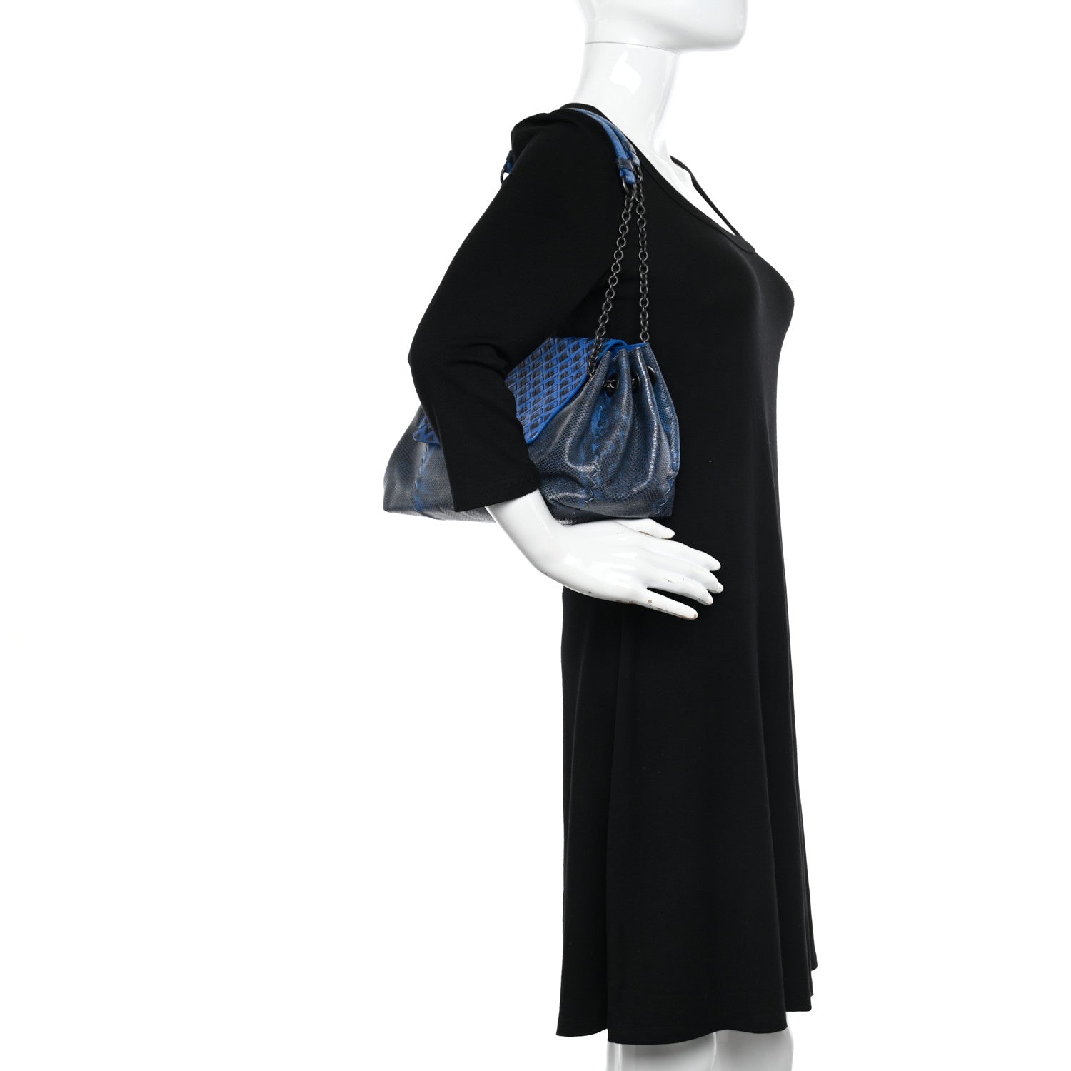 Bottega Veneta Vesuvio Karung Nappa Intrecciato Cravatteria Small Flap Shoulder Bag Bleuette 2 of 12