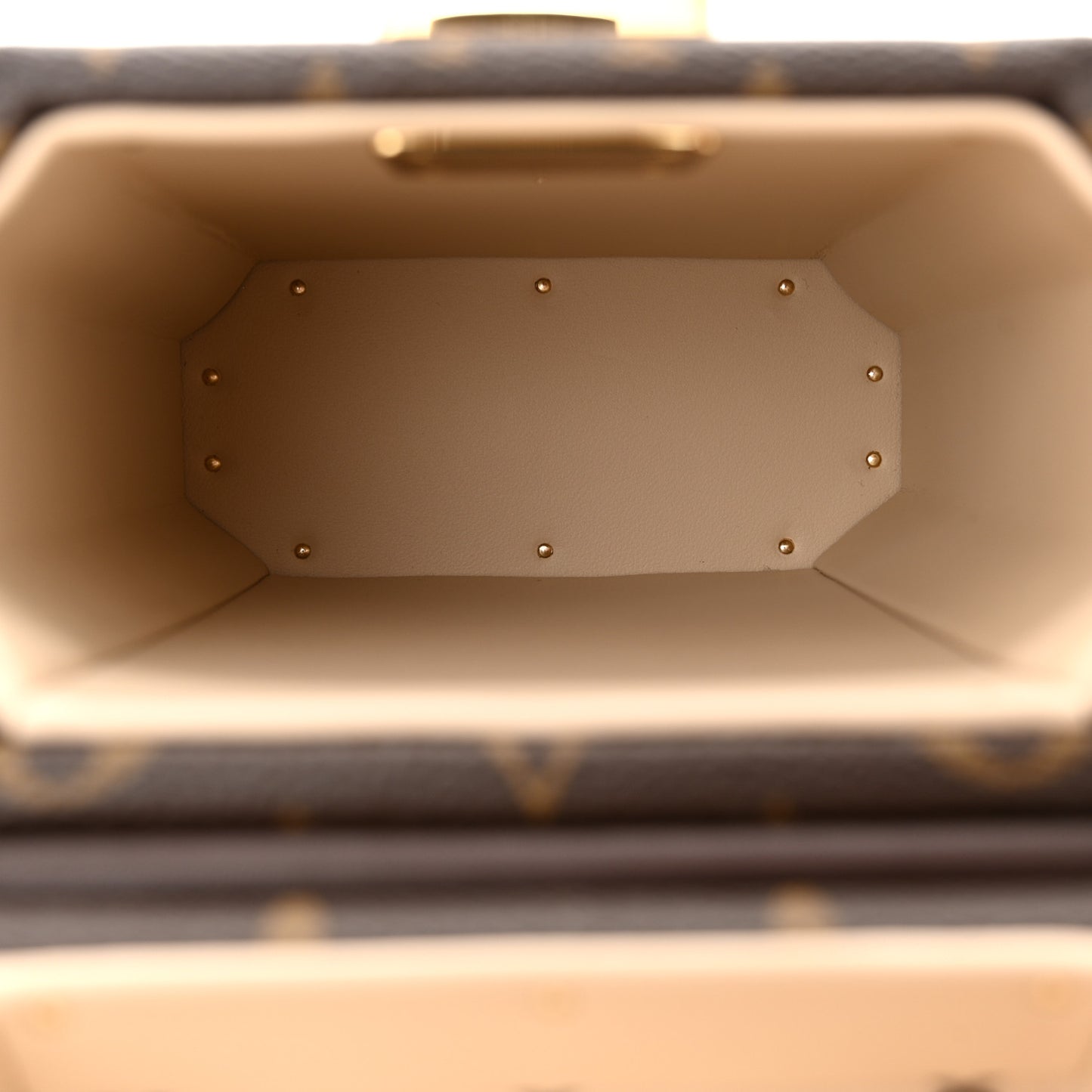Monogram Camera Box Column