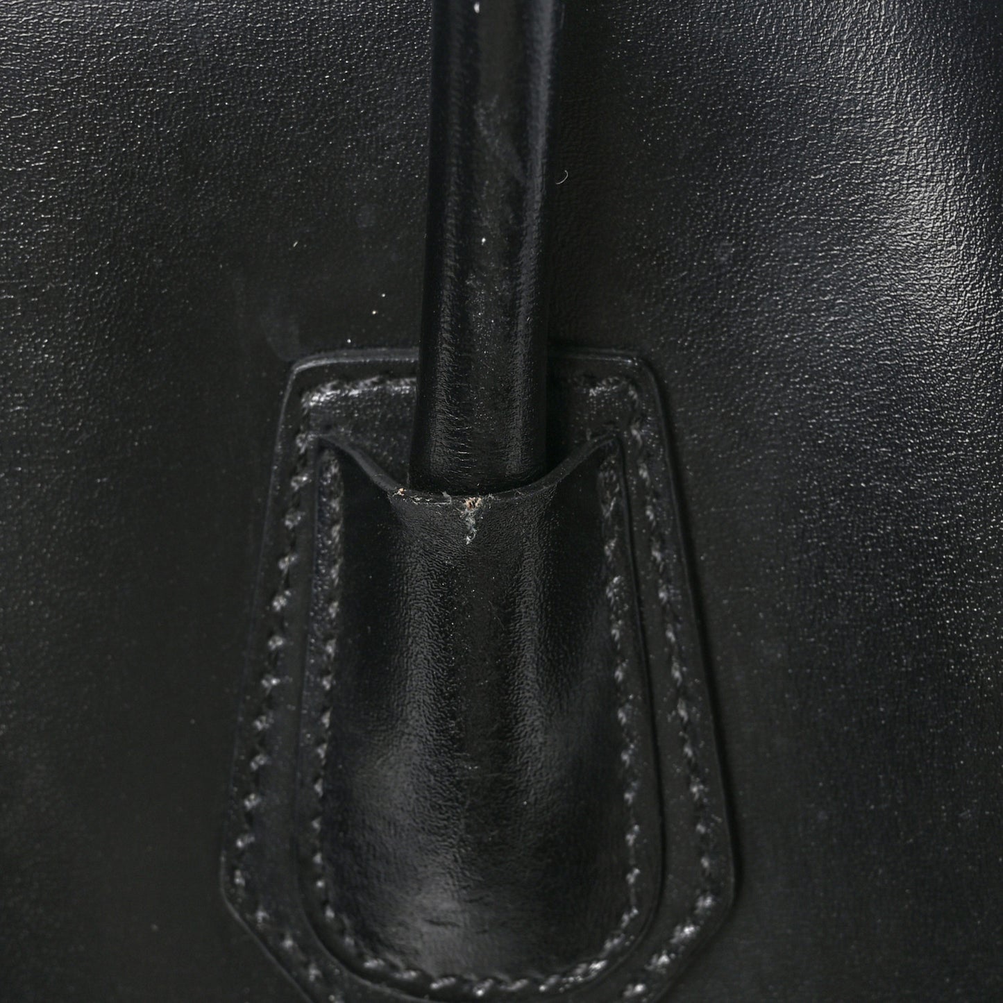 Shiny Lord Calfskin Small Antigona Black
