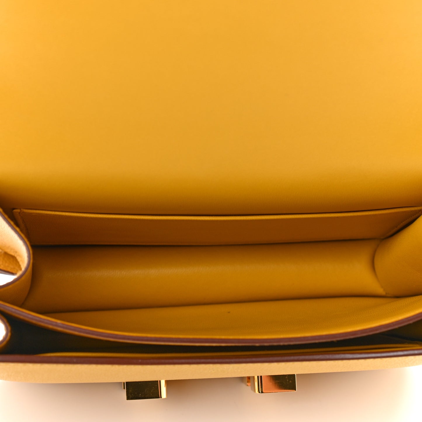 Epsom Constance 18 Jaune Ambre