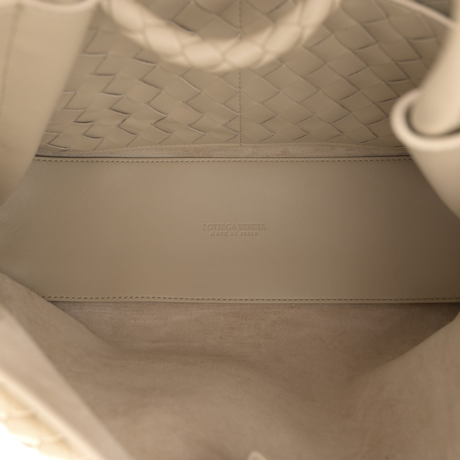 Bottega Veneta Silky Calfskin Medium Andiamo Shoulder Bag Butterscotch 5 of 10